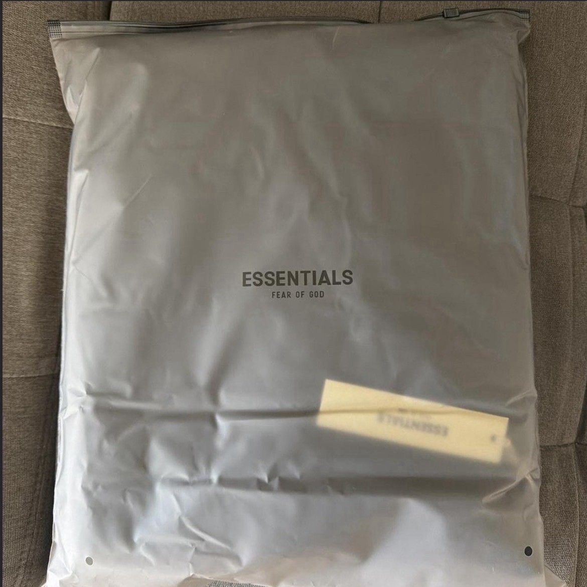 ESSENTIALS Fear of God Black Hoodie S Logo Pockets