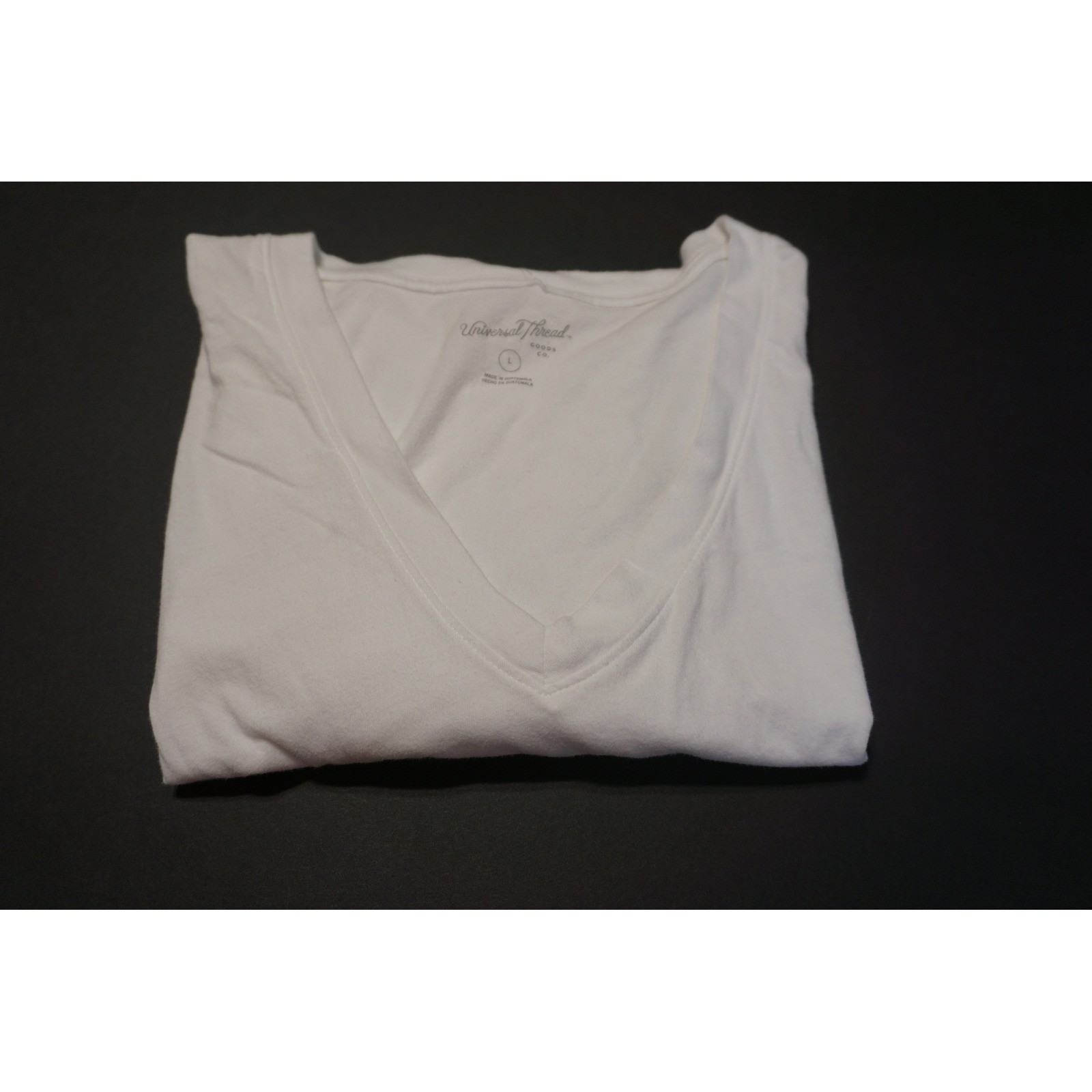 Universal Thread Womens White V-Neck Short Sleeve T-Shirt LB1.C1086