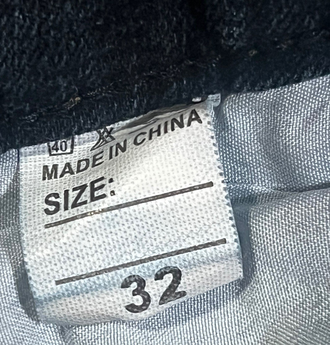 Calvin Klein Jeans Men’s Dark Wash Blue Denim Slim Straight size 32