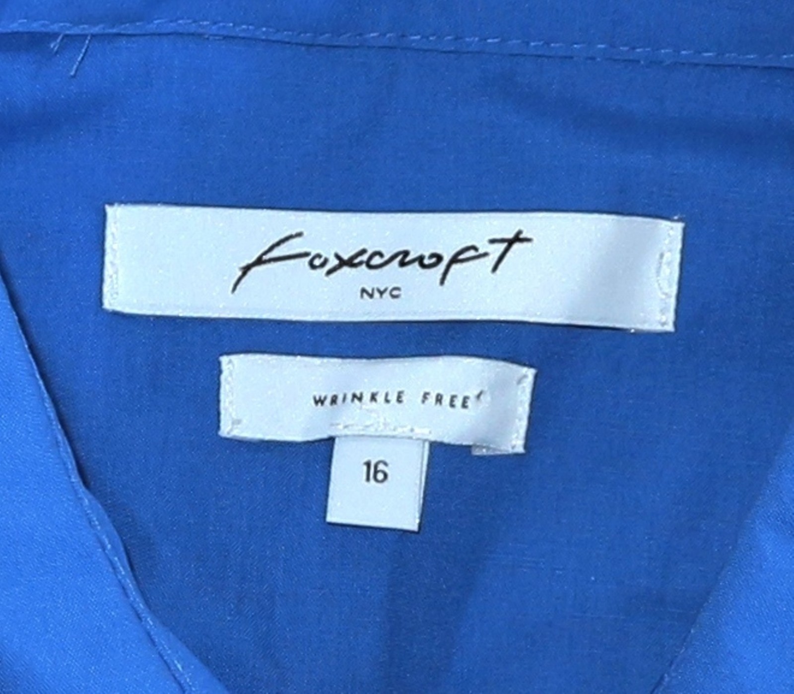 FOXCROFT NYC Blue Wrinkle Free Side Slits 47 In Chst 27.5 In Lng Sz 16 EXC