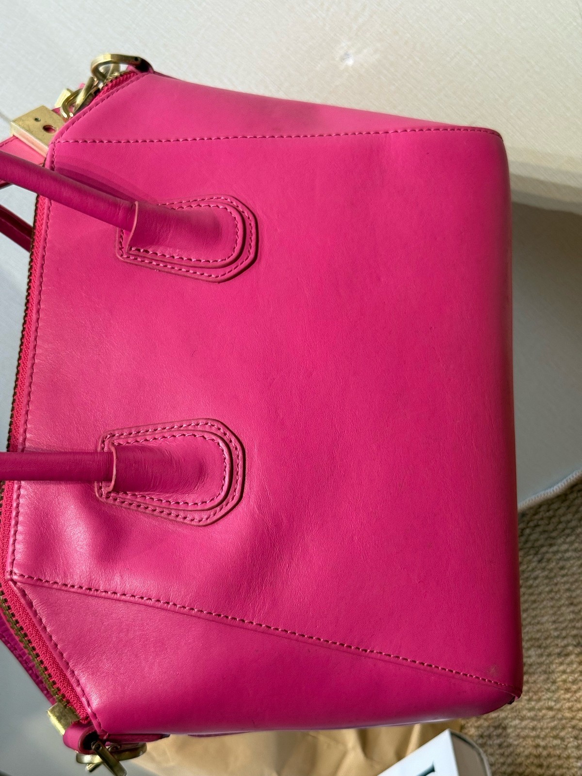 Givenchy Pre-Owned Authentic Shoulder Bag Pink 28*24*16 Free Tracked Shipping