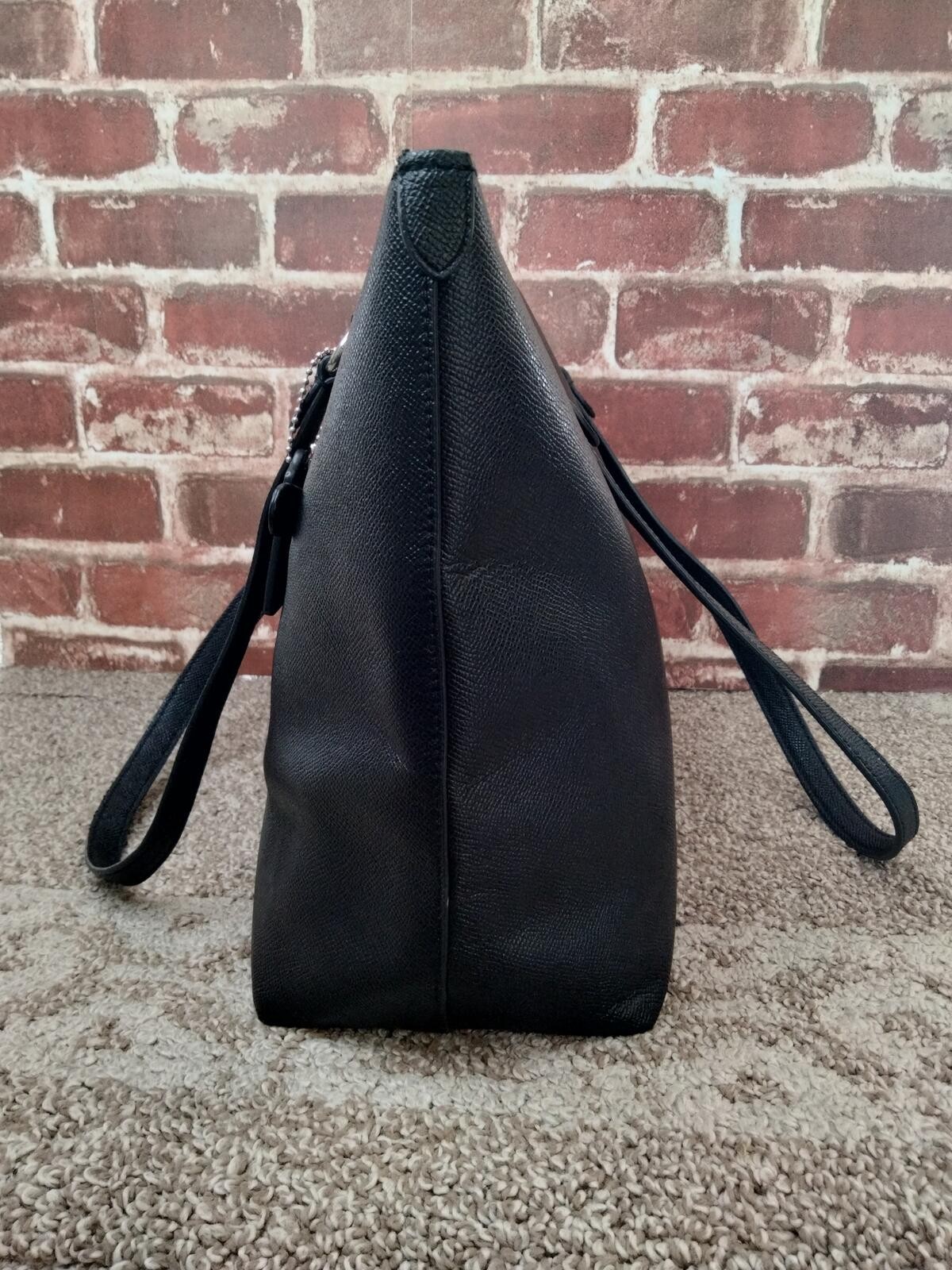 Coach Gallery Tote Black Pebble Leather – Zip Shoulder Bag Travel Purse F79608