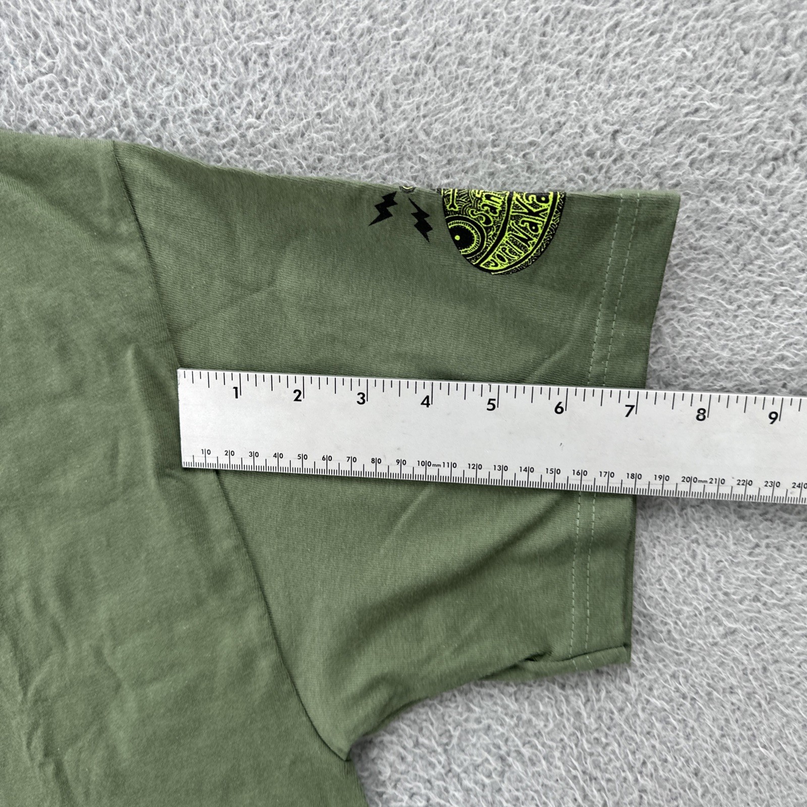 Vintage Hanes Beefy-T Mens L Green Shirt Y2K Art Tee Godzilla King Kong Graphic