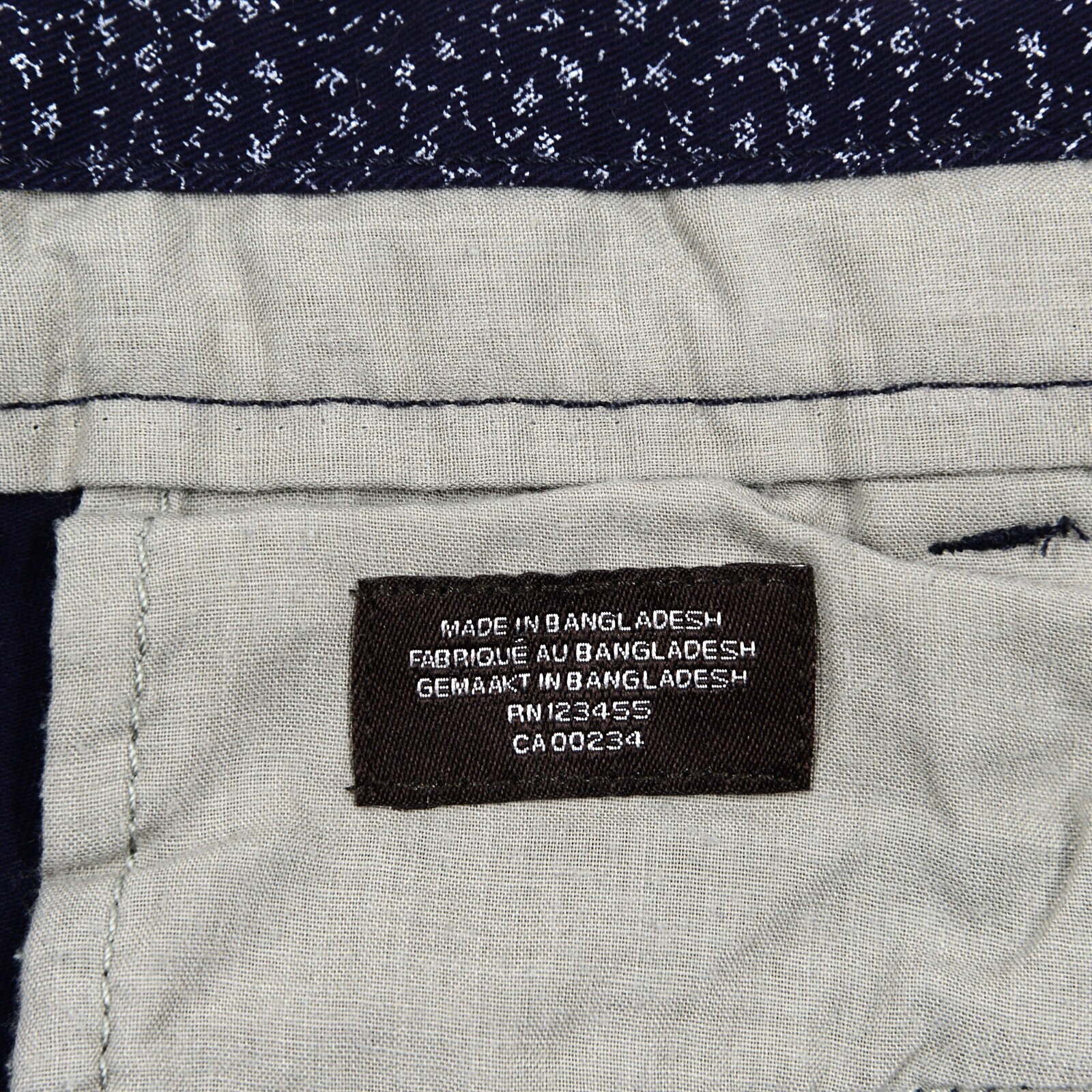Black Brown 1826 Men’s Shorts Waist 36 Chino Navy w/White Print Cotton Blend