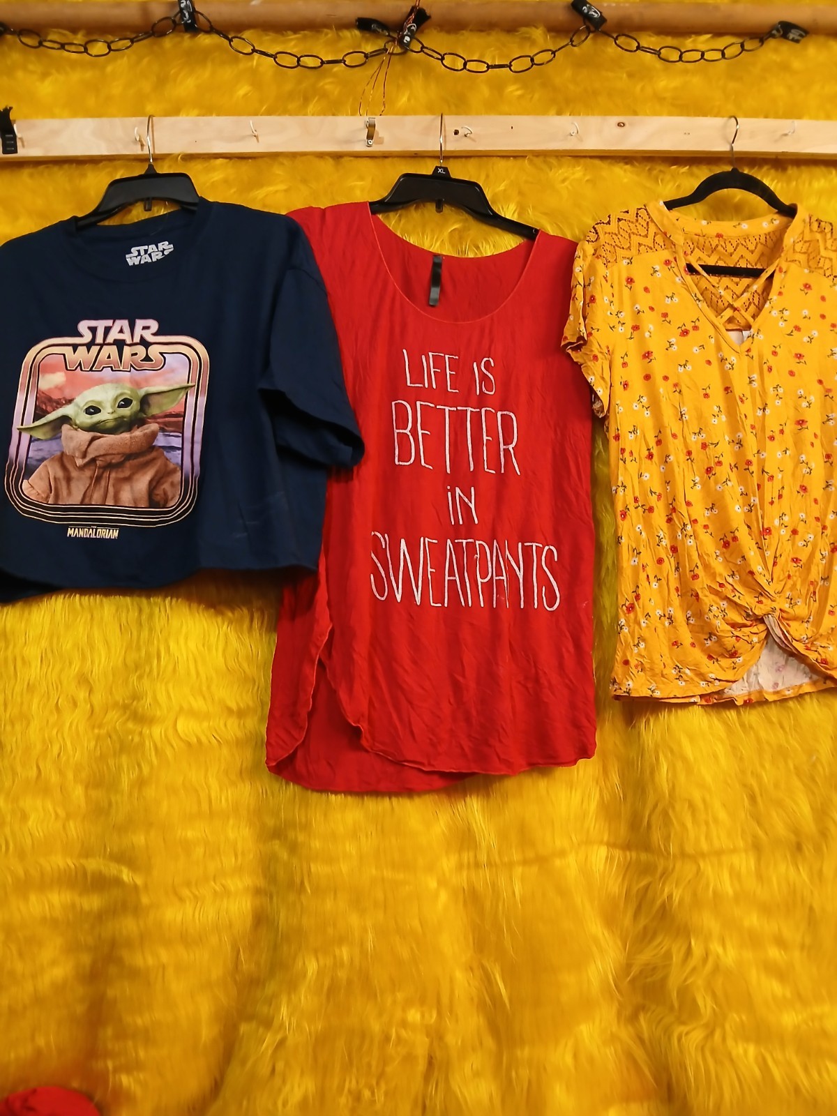 ✨ Women’s XL Clothing Lot of 3 – Star Wars, Life Is Better & Floral Top ✨