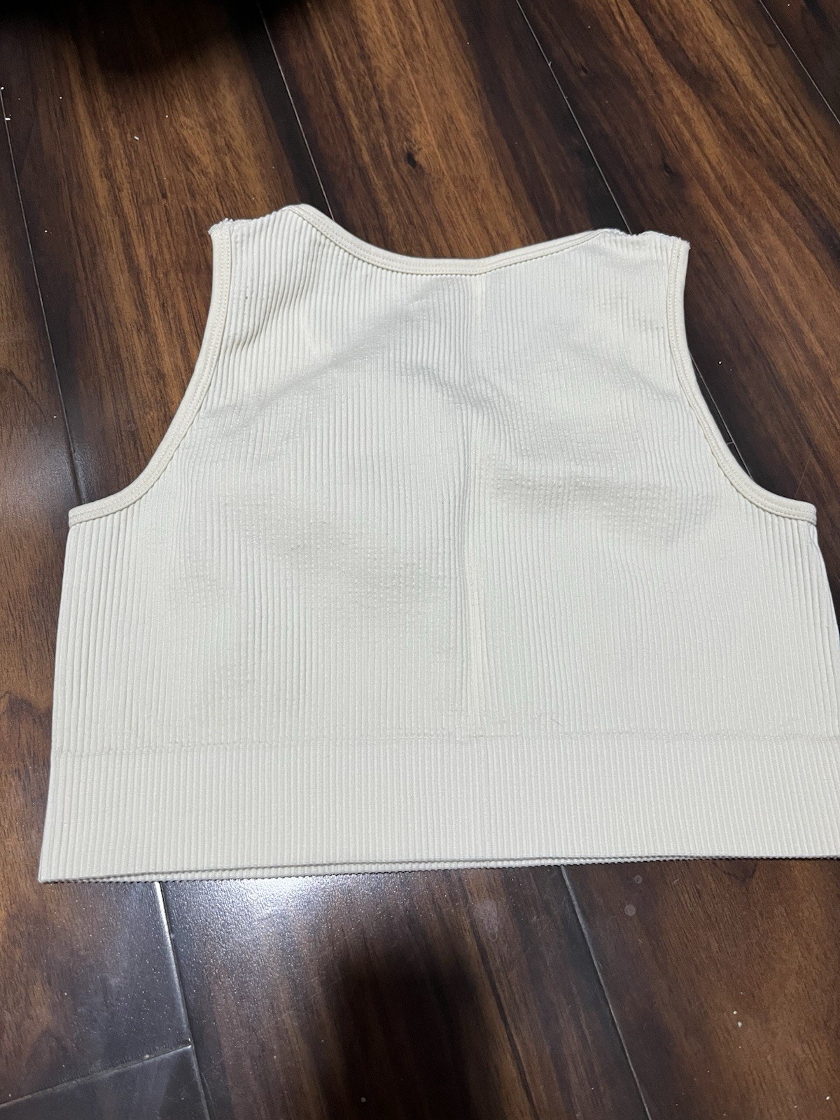 Women’s Large cream colored ribbed elastic crop top 332