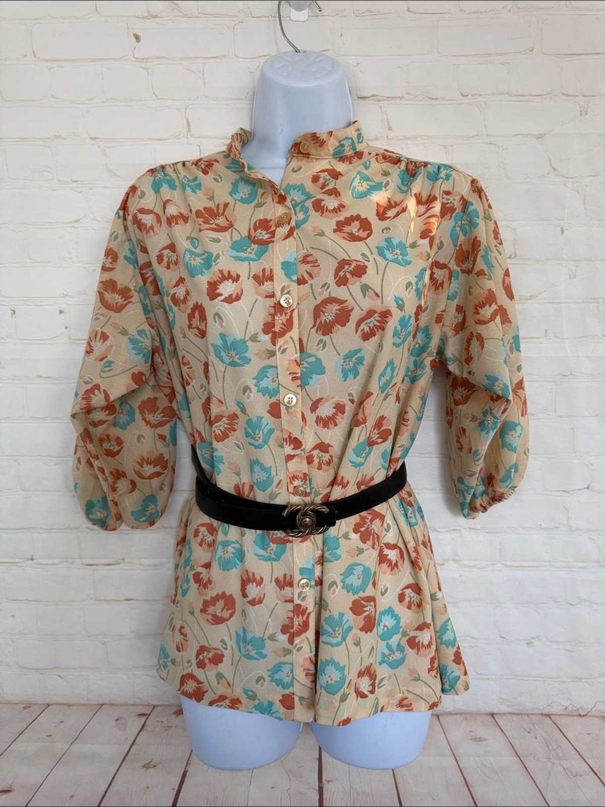 Authentic original vintage style 60’s floral button down shirt