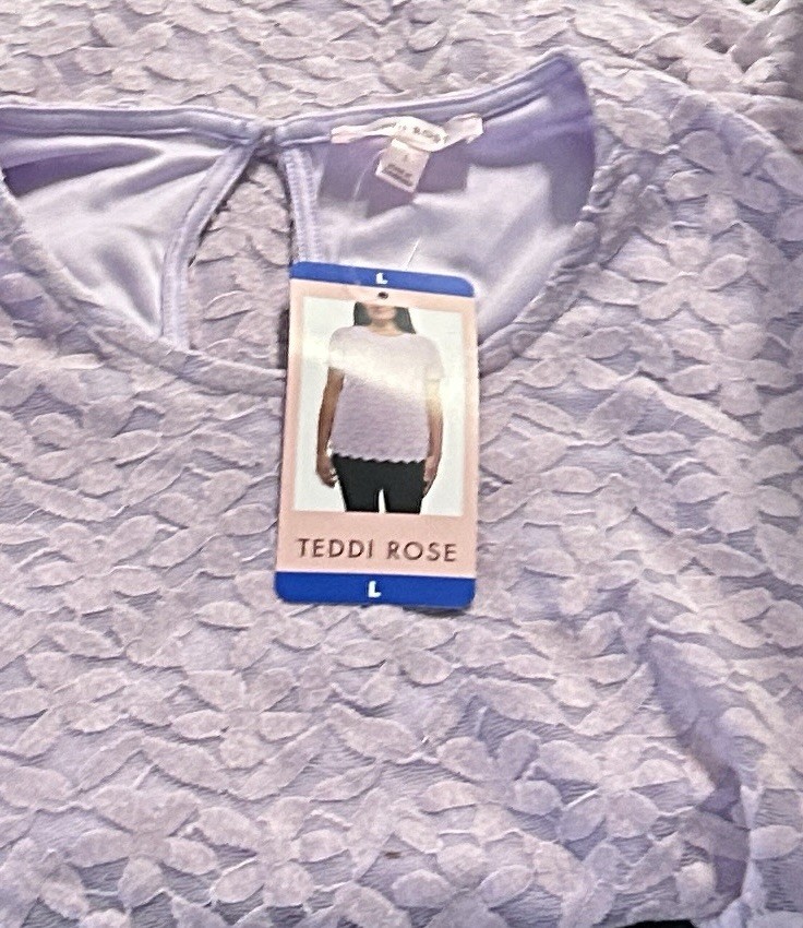 Teddi Rose Floral Lace Overlay Short Sleeve Top, Women’s, Size L, Color Purple..