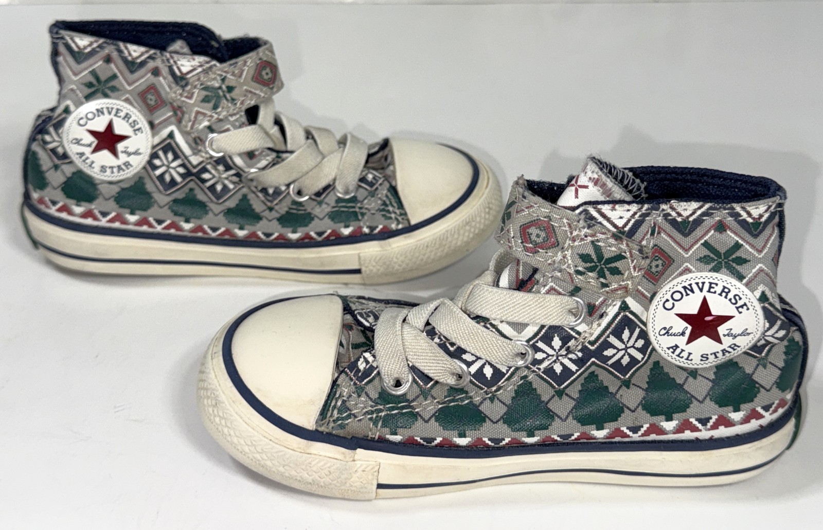Converse Chuck 70 Ash Stone Holiday Sweater Winter Snowflake High Sneaker Shoe 8