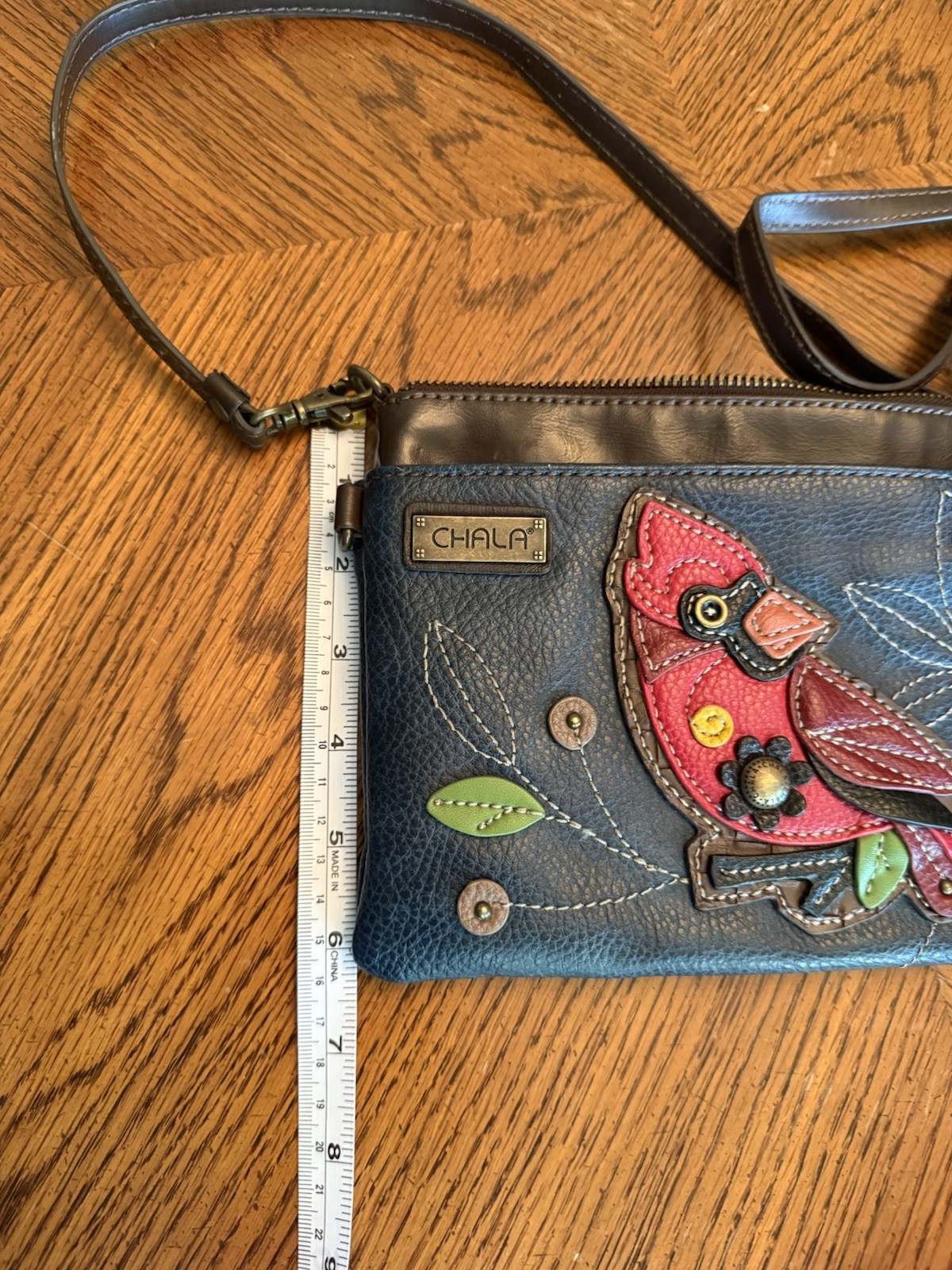 ❤️🐦 CHALA Cardinal Bird Cell Phone Crossbody Purse – Navy Blue Vegan Leather
