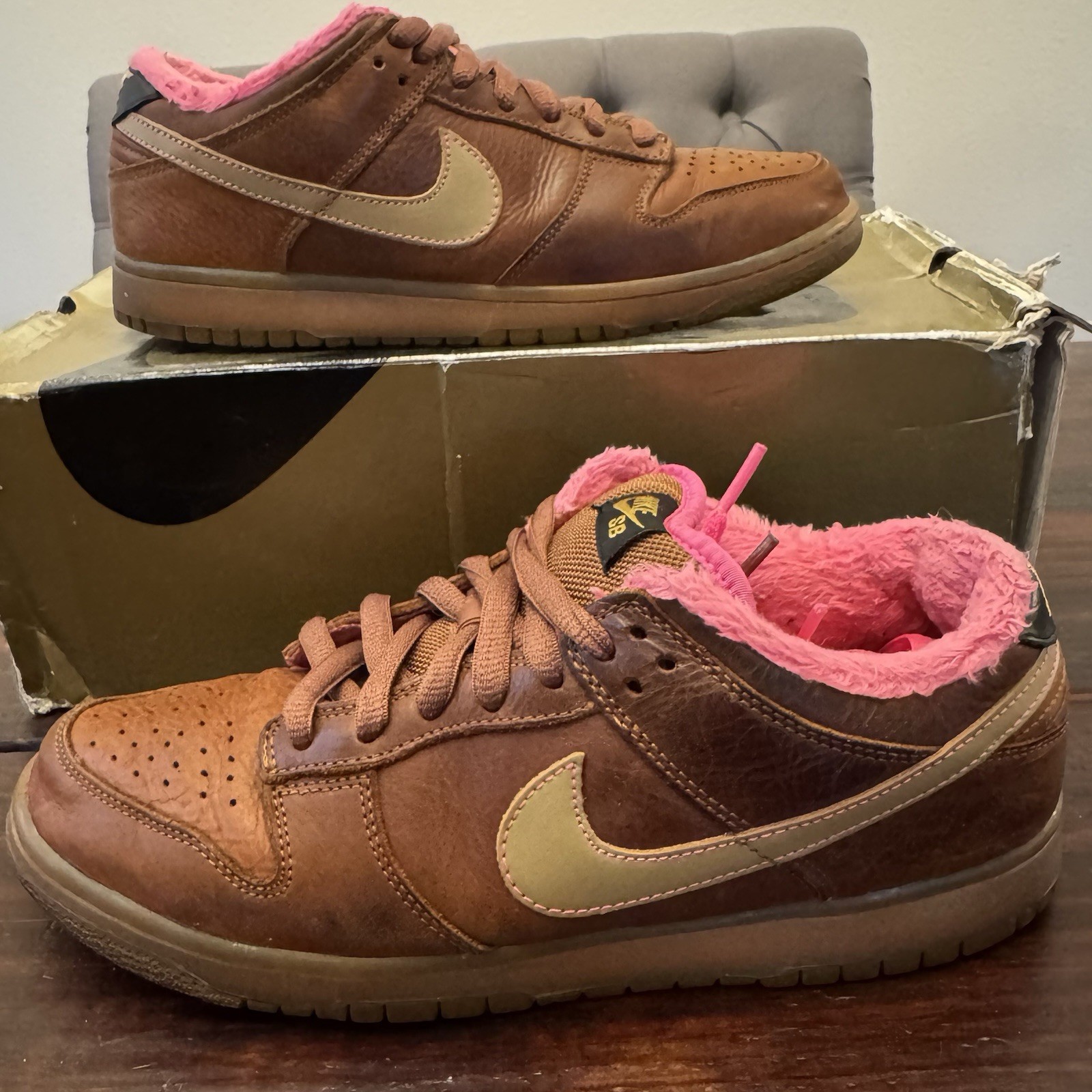 Nike SB Dunk Low Gibson Guitar Case Shoes (2007) Size 9.5 RARE 313170-271