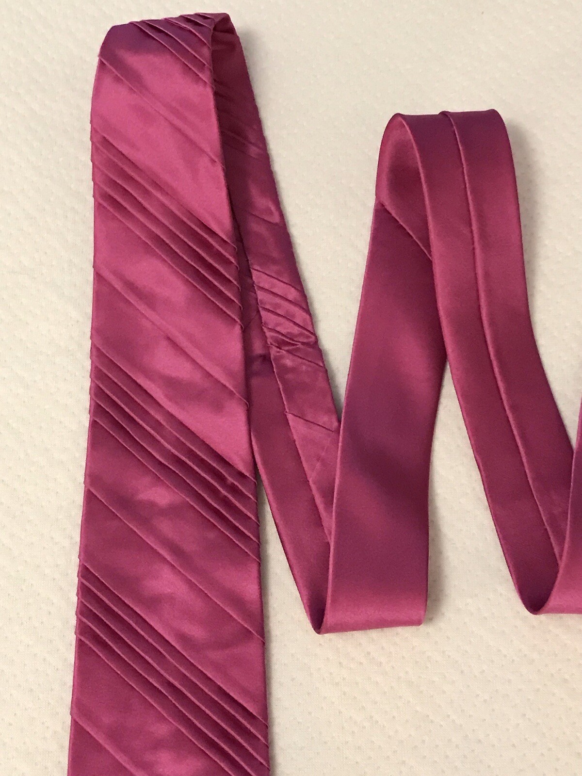 Jhane Barnes Silk Satin Look Neck Tie NEW Pleated Solid Pink 56” x 3 1/4” Formal