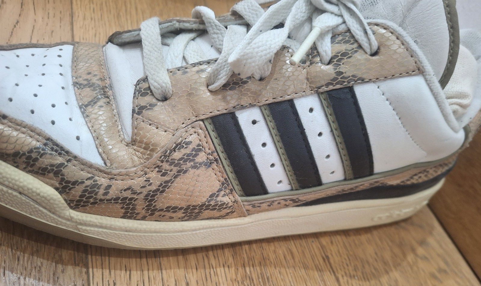 Rare Vintage Adidas Original Model Fleetwood Snakeskin Years 2004 – Size 43 1/3
