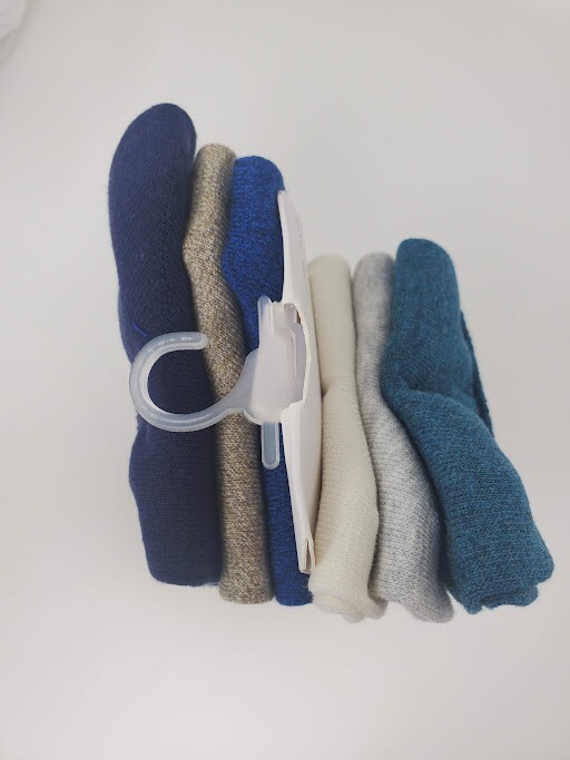 GOLD TOE Women’s 6 pack Turn Cuff Black / White Socks 9-11, fits shoe sizes 6-9