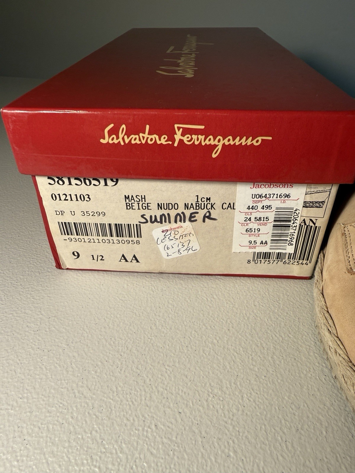 Salvatore Ferragamo Beige Nude Leather Loafers Classic Gancini Horsebit Size 9.5