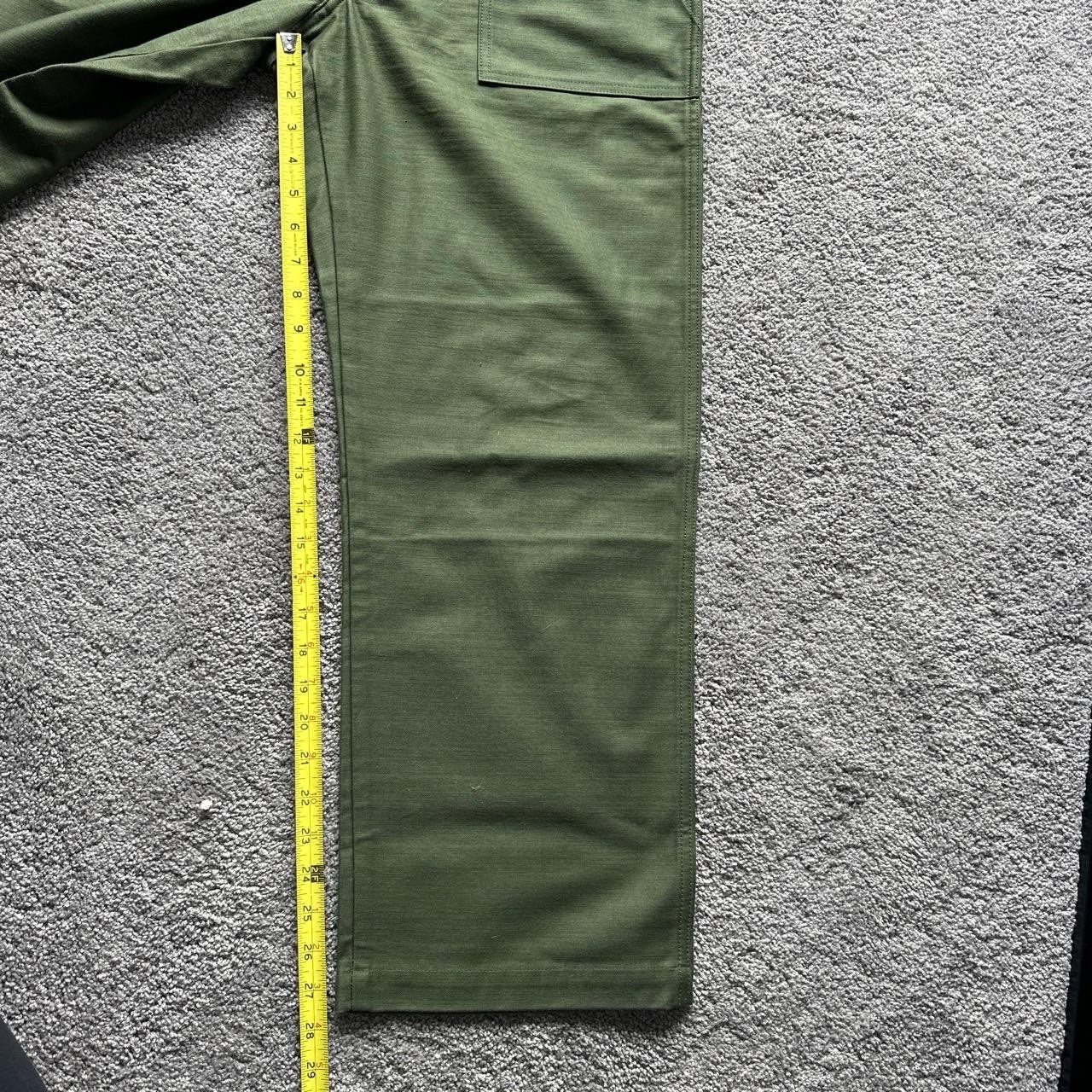 WTAPS Green Cotton Satin Military Pants Straight Leg Pockets Regular Fit 02