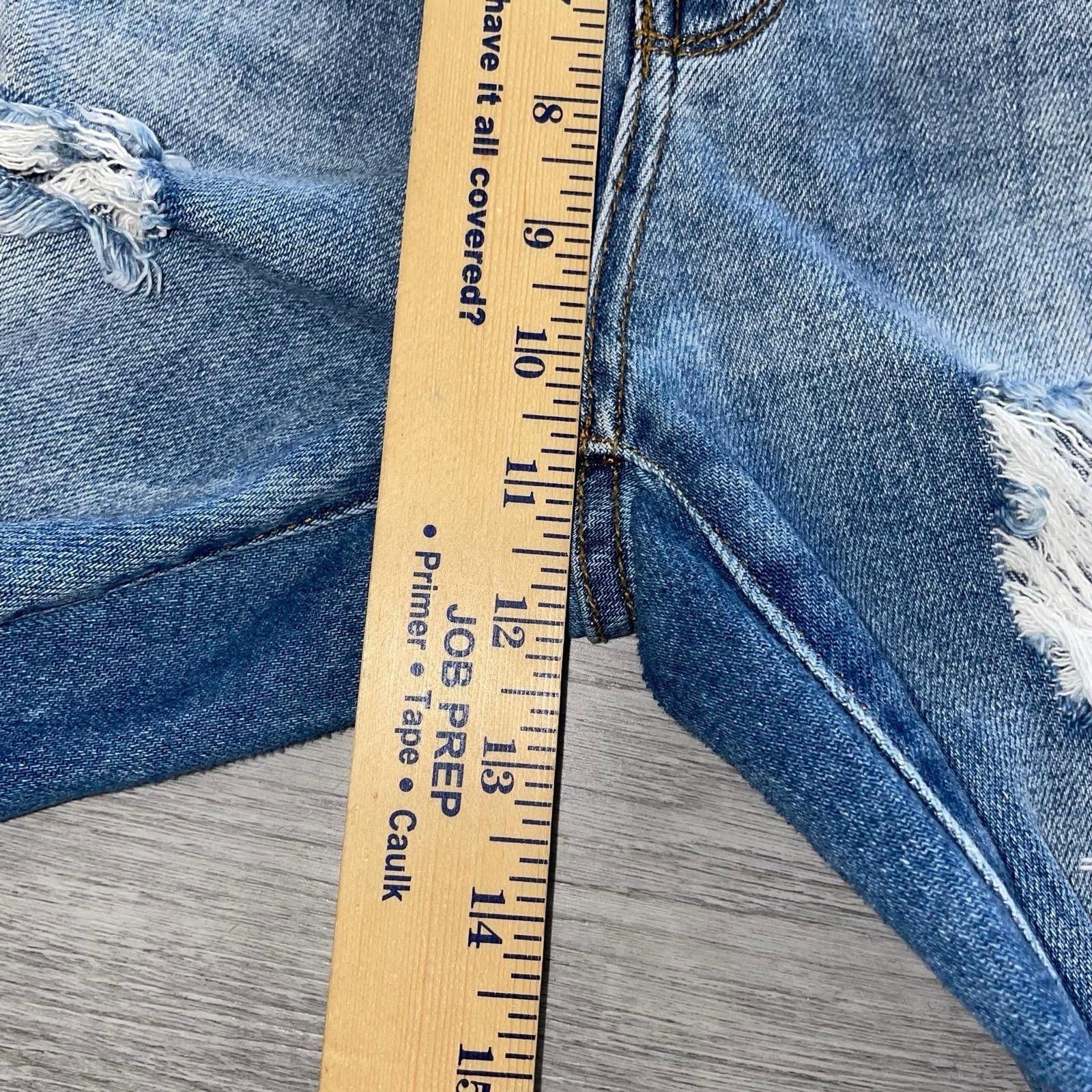 Judy Blue Destroyed Boyfriend Denim Jeans Womens Size 11/30 Blue JB82170LT Pants
