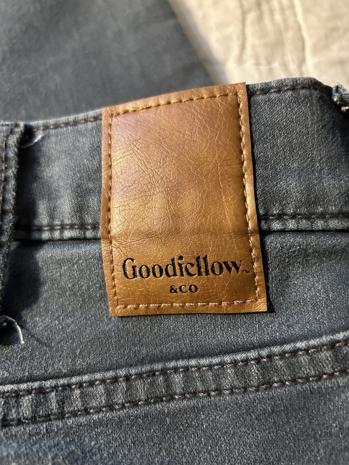 Goodfellow & Co Total Flex Slim Fit Dark Wash Gray Denim Jeans Stretch 5-Pocket