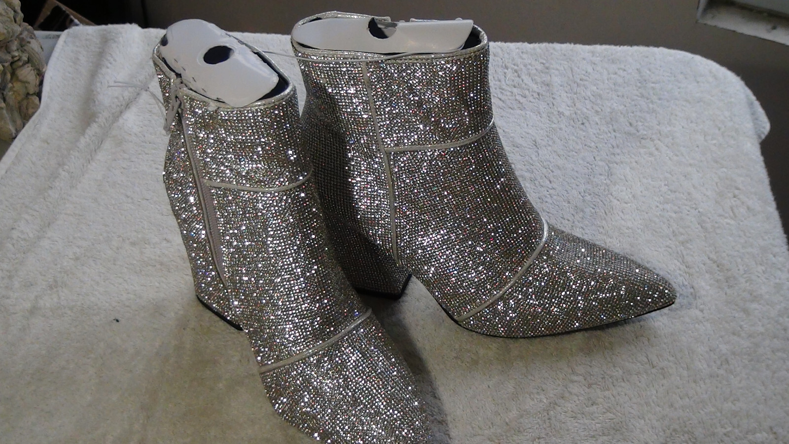 A New Day Cailin Womens Rhinestone Wide Width Ankle Boots Silver Size 7W