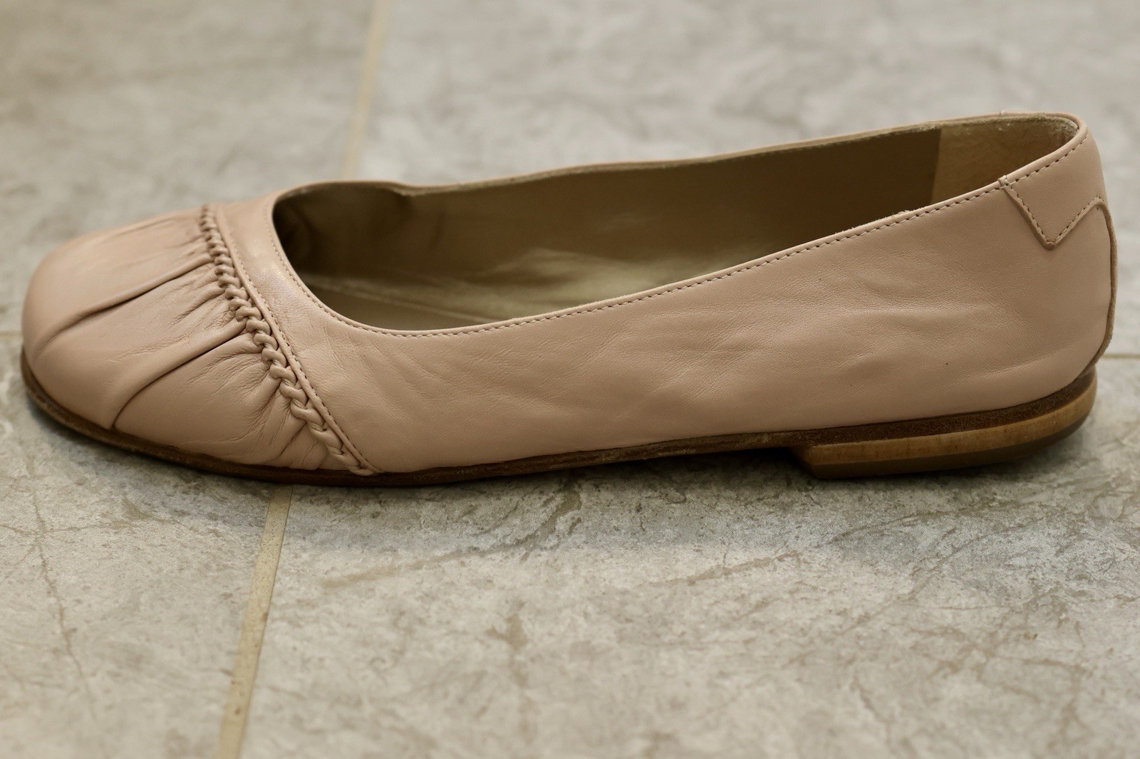 Taryn Rose Brina leather flats size 37 carnation pink