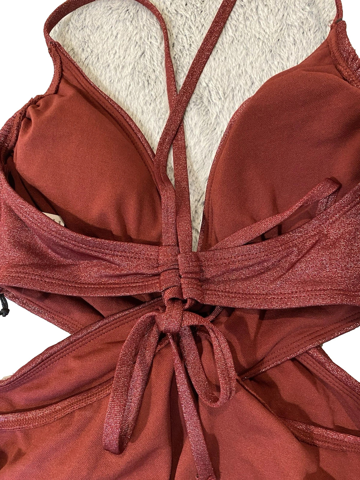 Shade and Shore Women’s Bathing Suit Size Medium Burgandy Metalic Sides Out