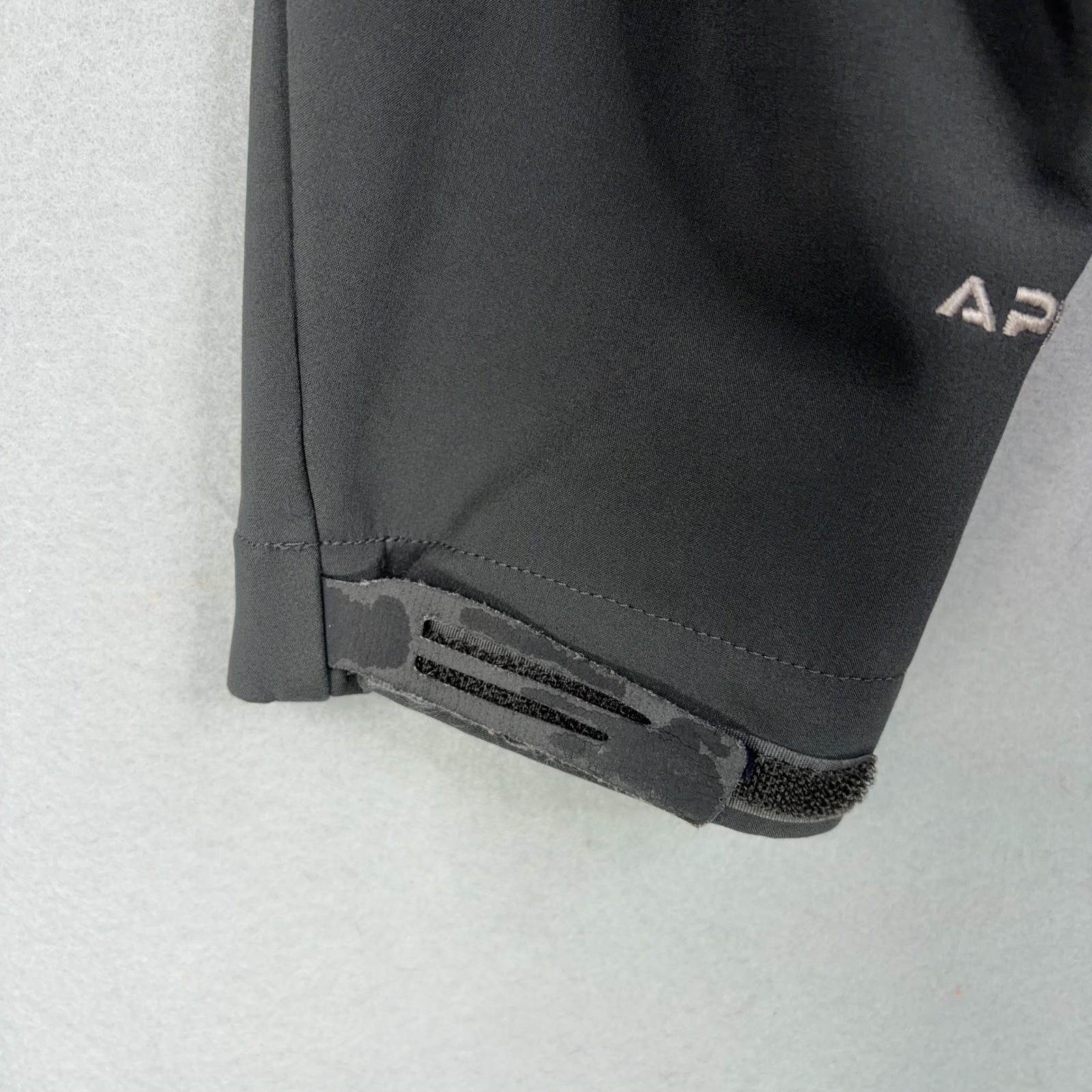 The North Face Apex Bionic Mens Large Gray Two-Tone Softshell Hooded Gorpcore