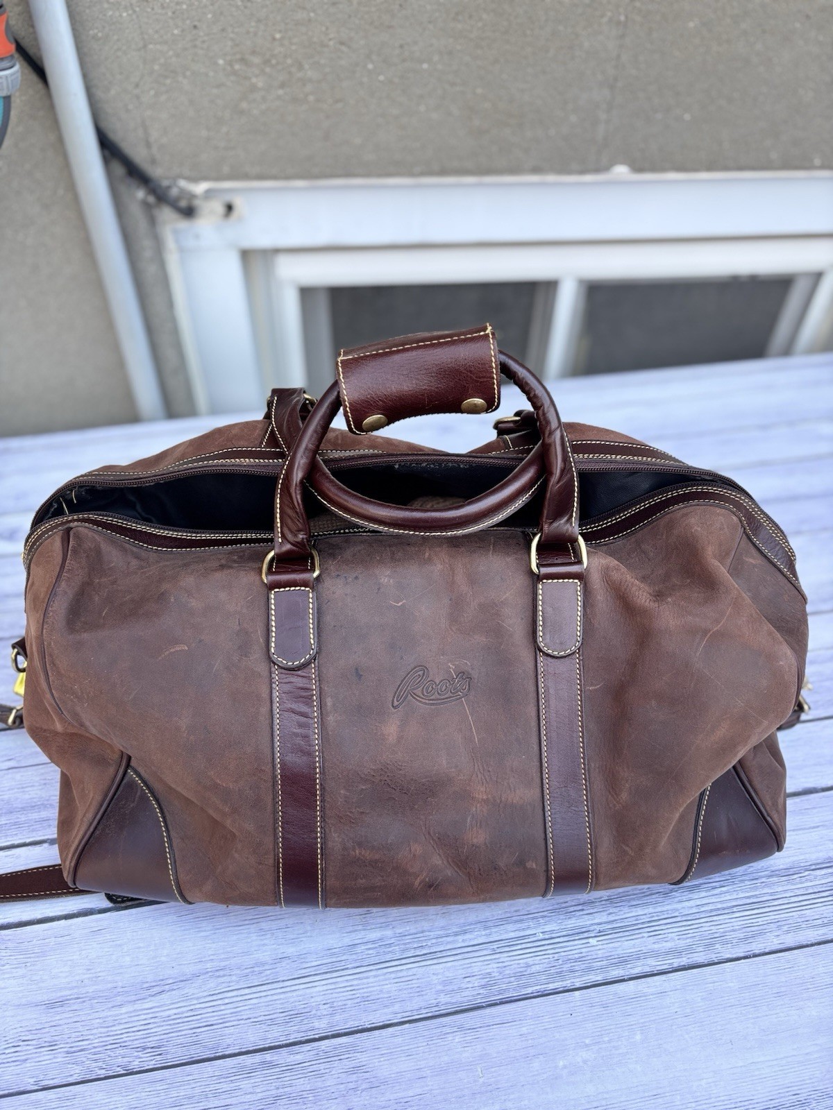 VINTAGE ROOTS X FORD BROWN LEATHER DUFFLE BAG