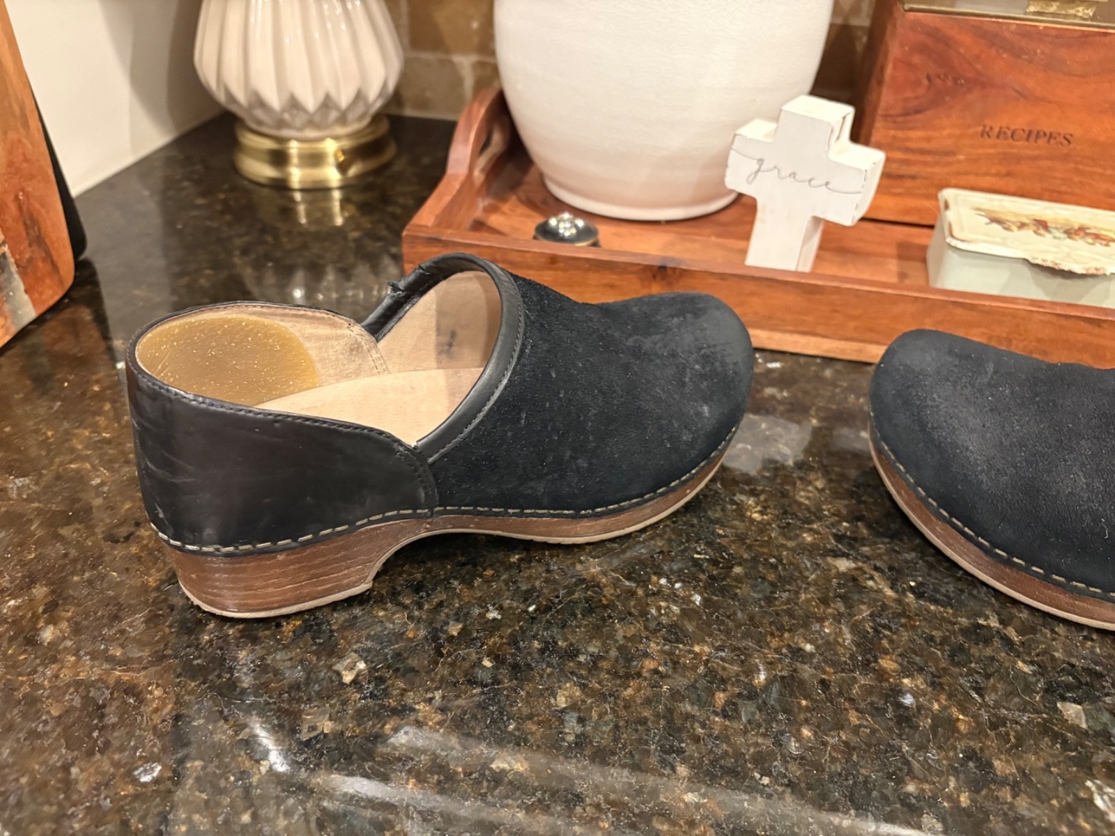 Dansko Brenna Slip-on Clogs Soft Blank Burnished Suede Size 37 (US 7)