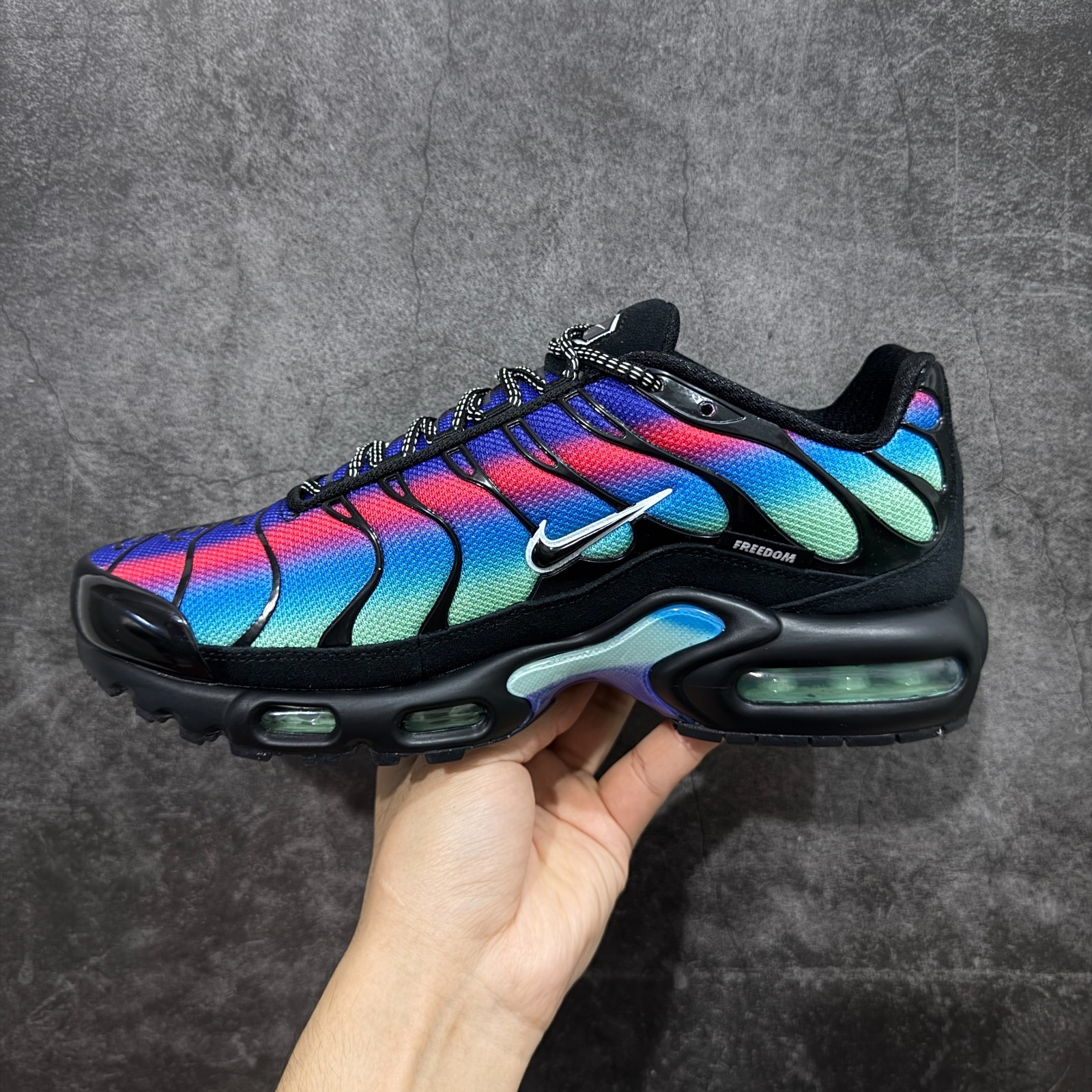 Nike Air Max Plus TN ‘Unity’ Men Sneakers