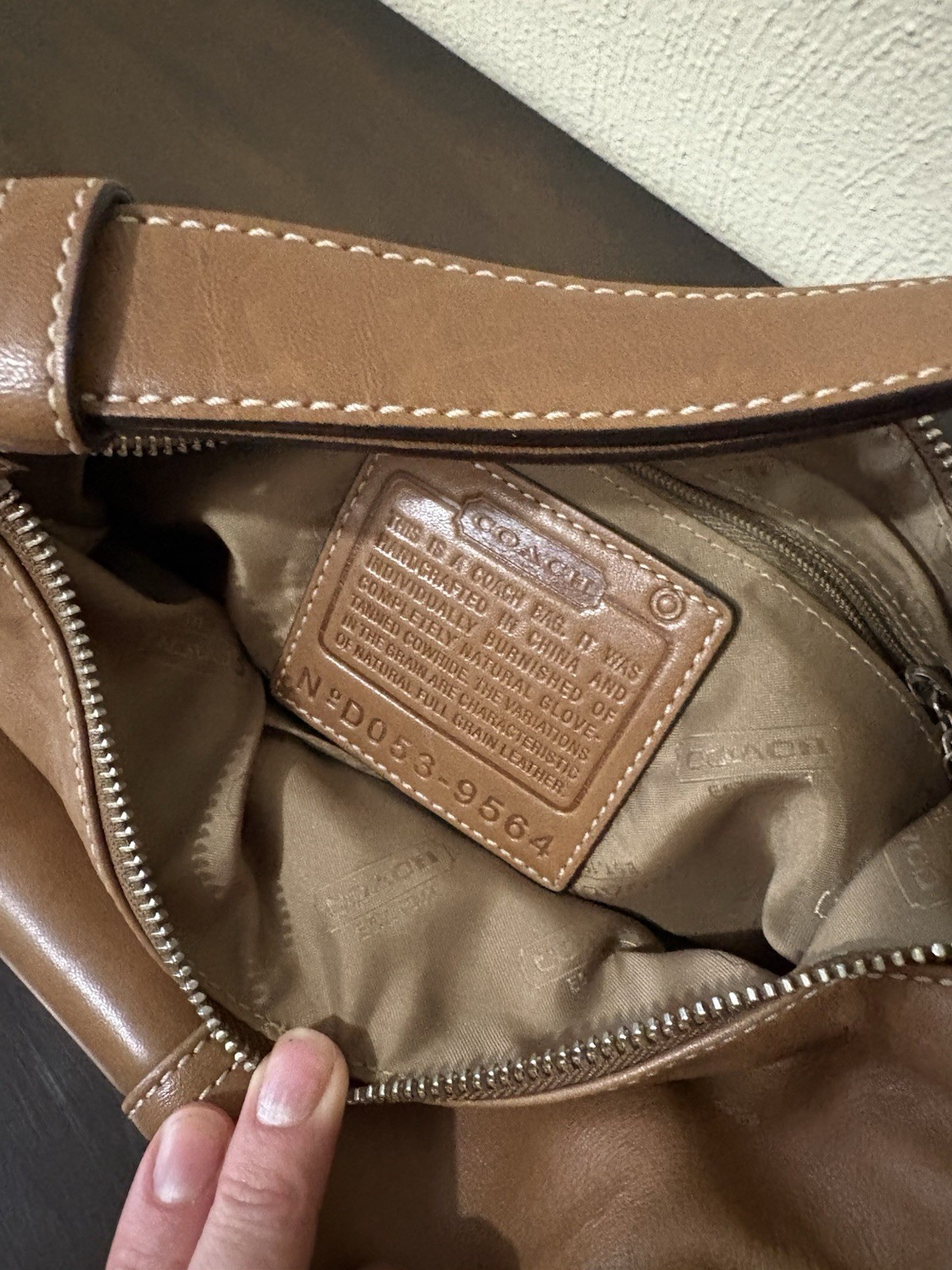 Vintage Coach 9564 Legacy Demi Hobo Camel Leather Y2K Shoulder Bag