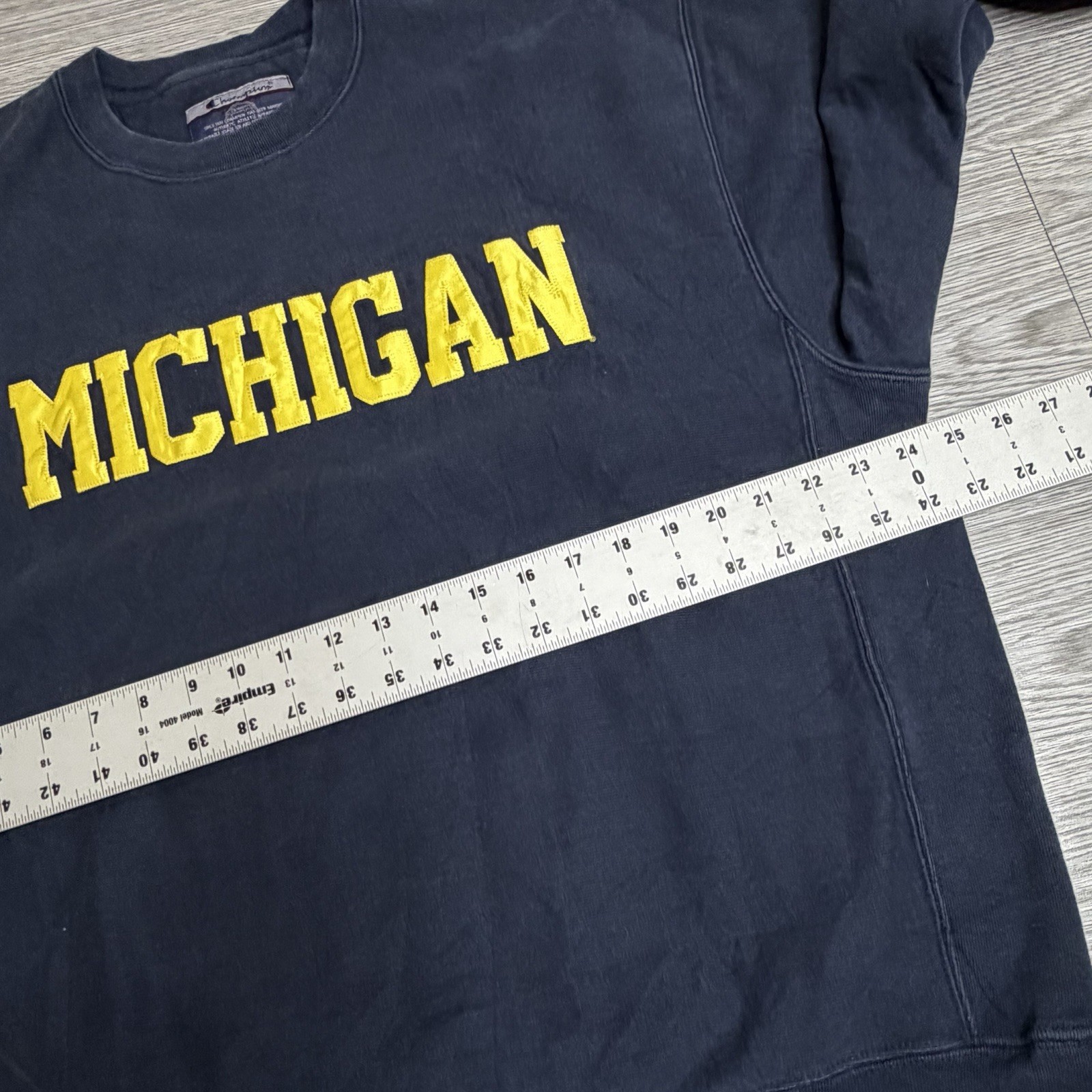 Vintage Champion Reverse Weave Michigan Wolverines Sweatshirt Size Large