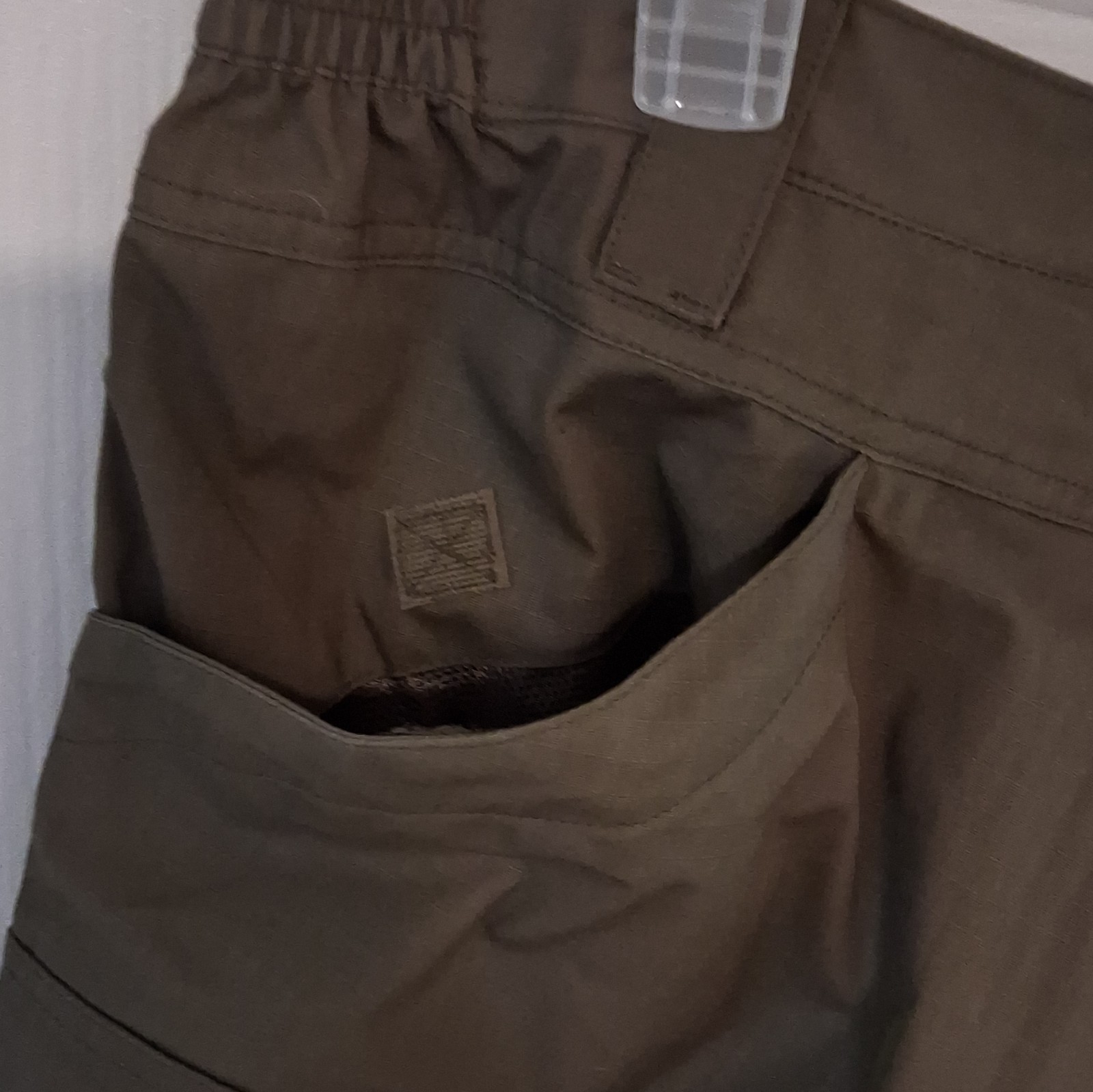 CQR Men’s Brown Cargo Shorts Cotton Nylon Elastane Canvas Zip Pockets Washable