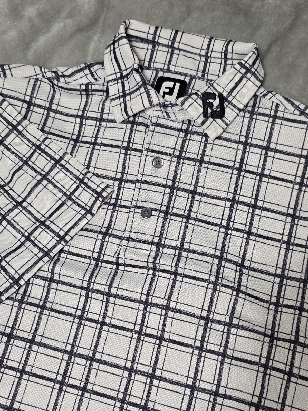 FootJoy Polo Shirt Mens Medium White Plaid Golf Performance Stretch Print