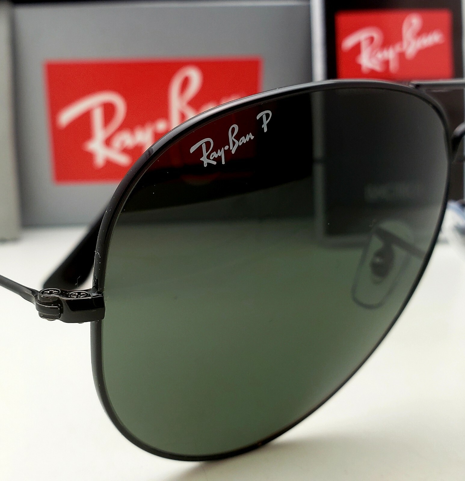 RAY-BAN Aviator Sunglasses RB 3025 002/58 58-14 Black Frames w/ Polarized Lenses