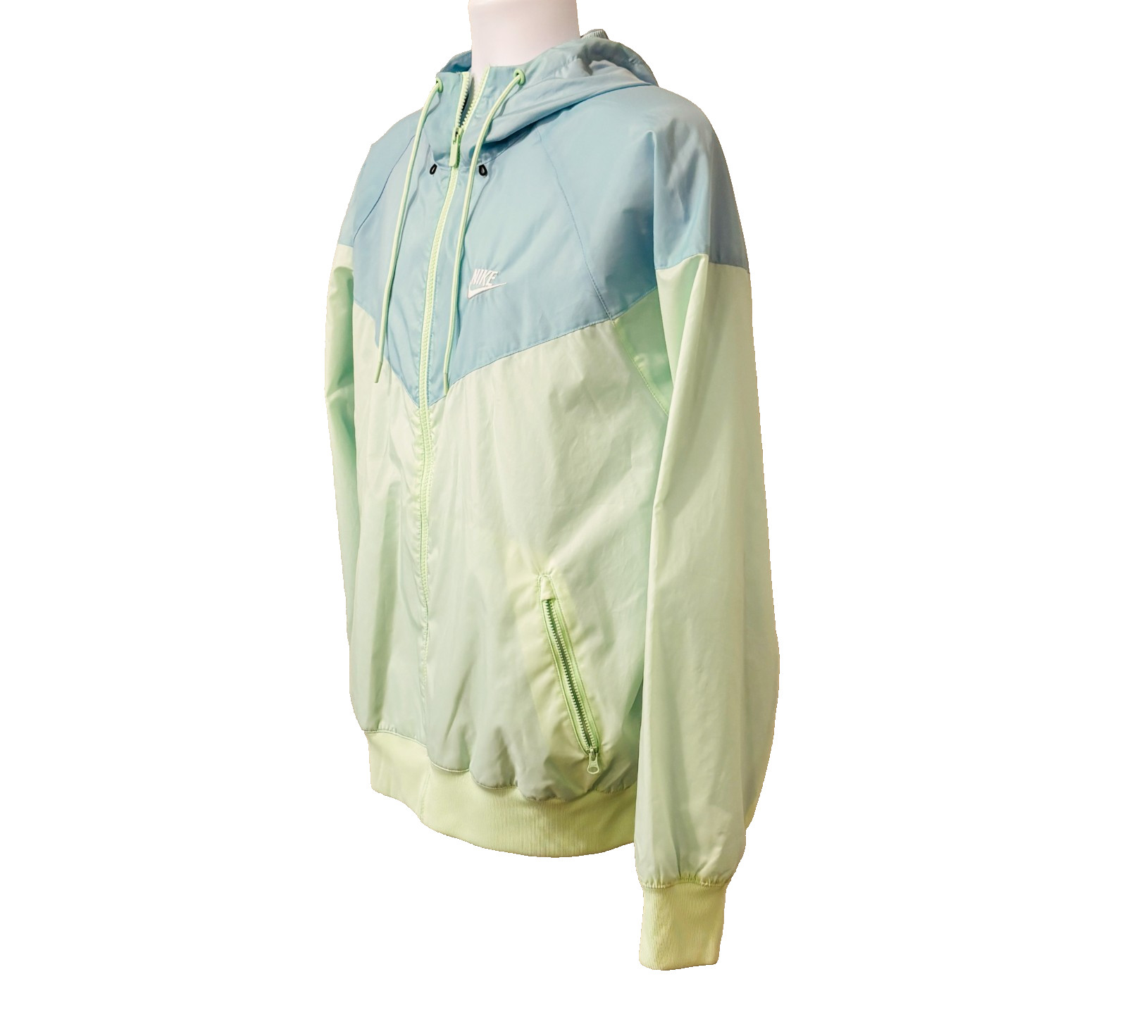 Nike Windrunner Hooded Jacket Men’s Medium Mint Foam/Blue Chill Polyester