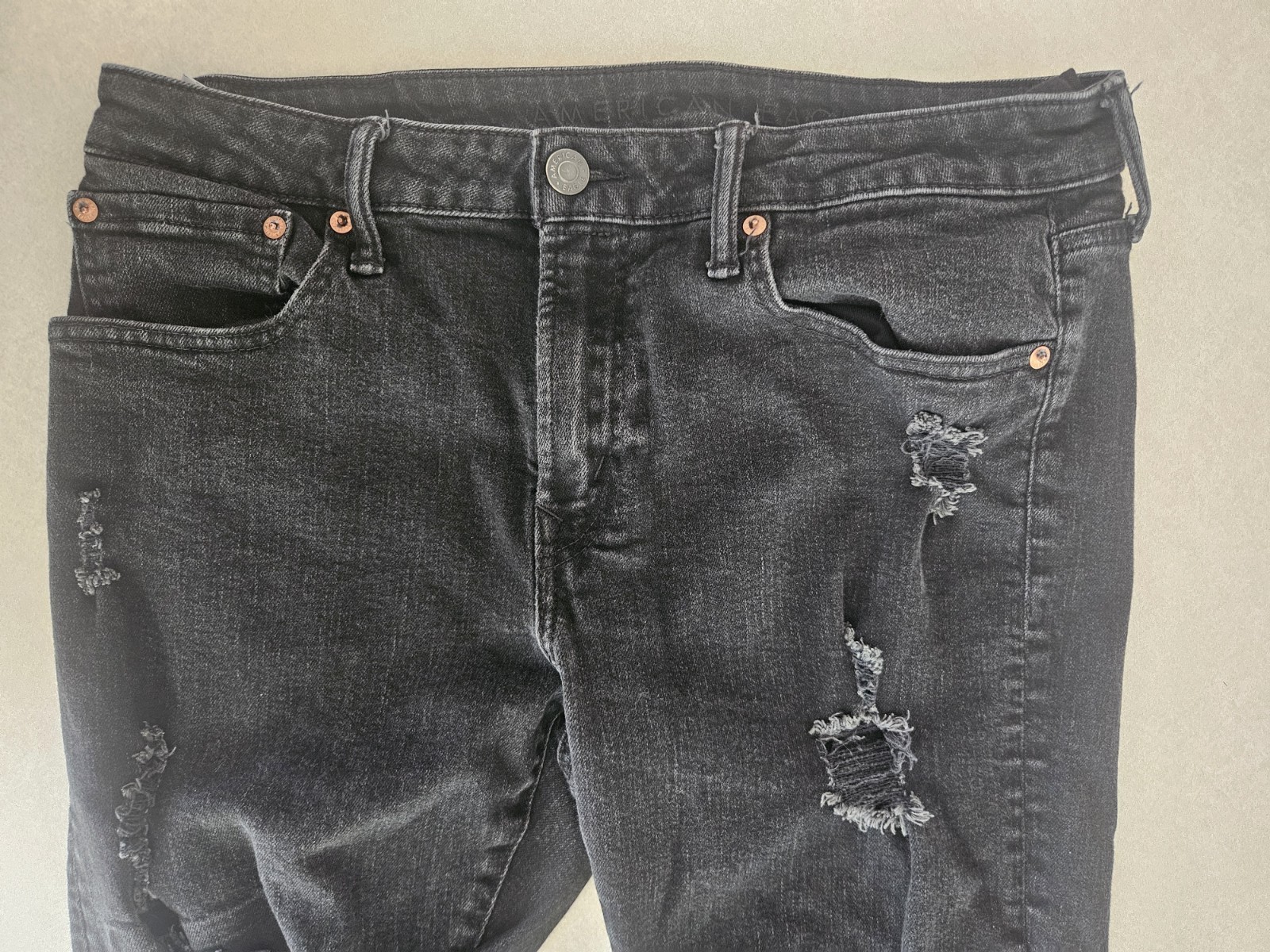 Men’s American Eagle Jeans 34×30 Black AirFlex+ Distressed Ripped Stretch Denim
