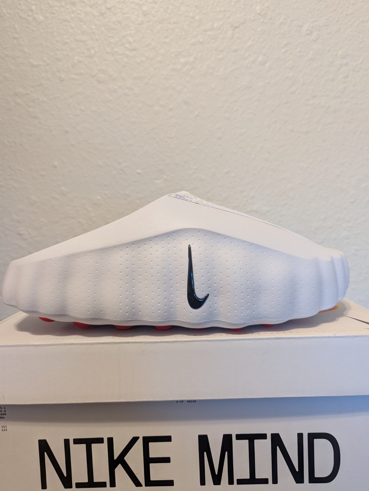 Nike Mind 001 HQ4307-101 White Obsidian Speed Red US Size 9 New With Box