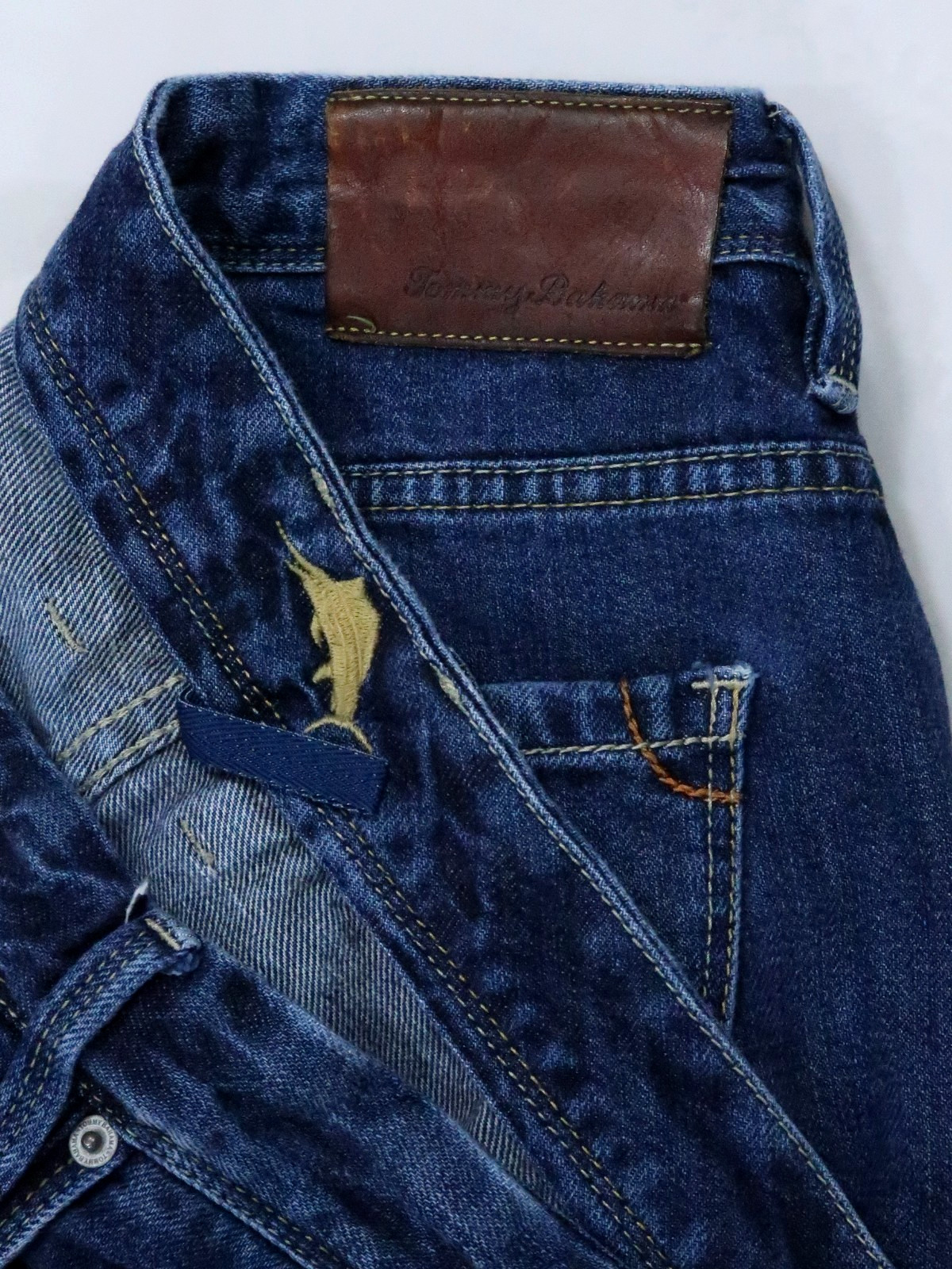 TOMMY BAHAMA straight leg MEN 38 X 32 heavy denim Standard Fit Jeans TD1966 dark