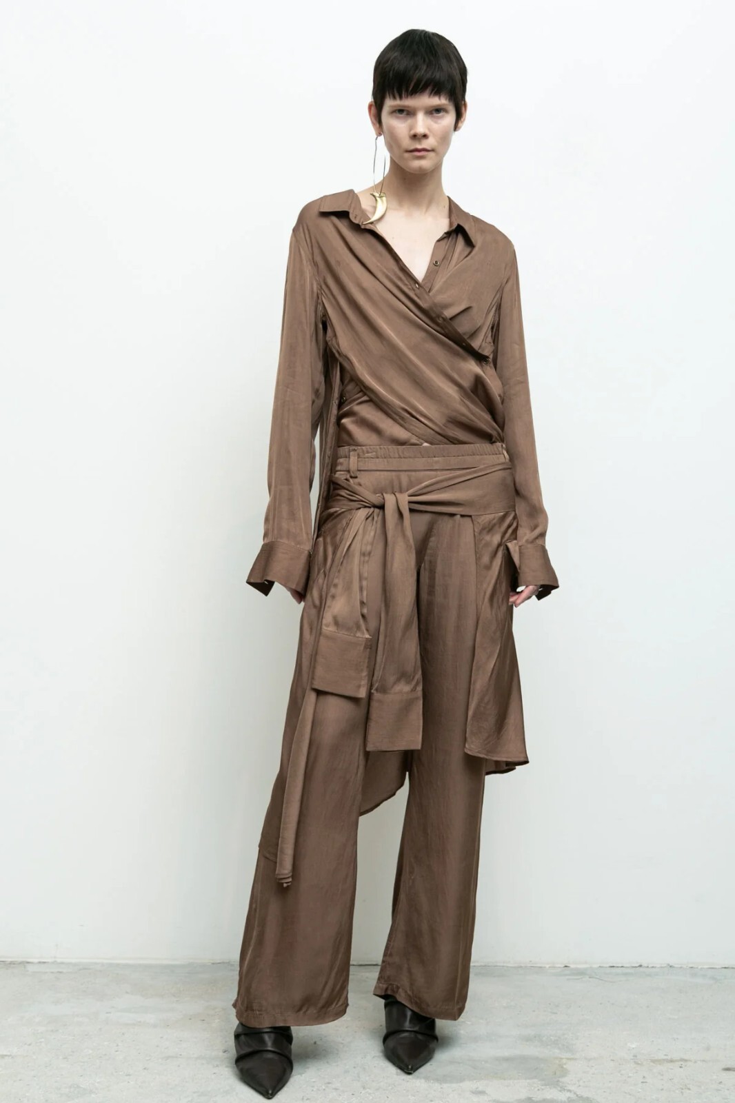 NWT $415 SoHo Designer Nicholas K Free People Mocha Satin Micah Pants Large L