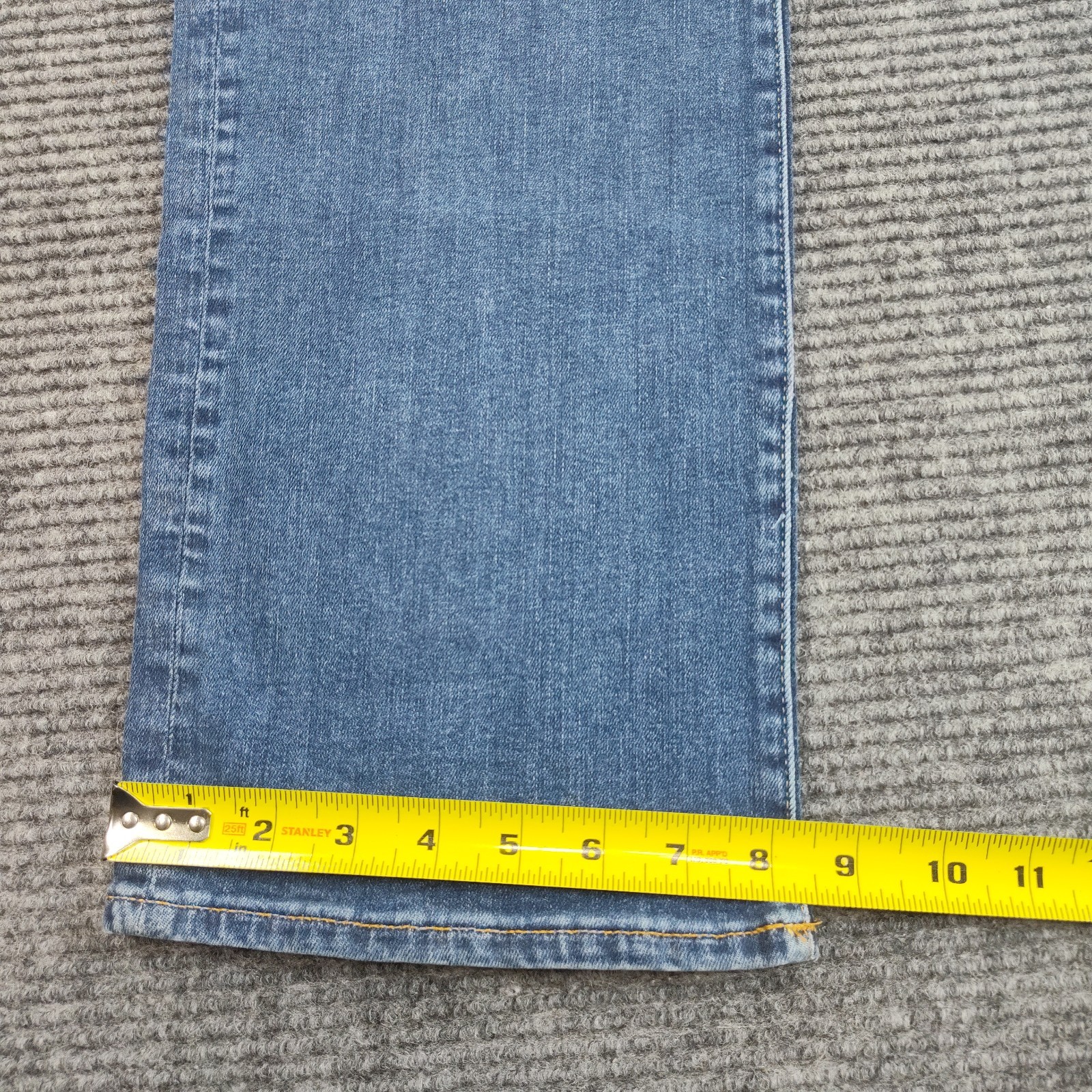American Eagle Jeans Mens 32×34 Medium Wash Original Boot Next Level Flex
