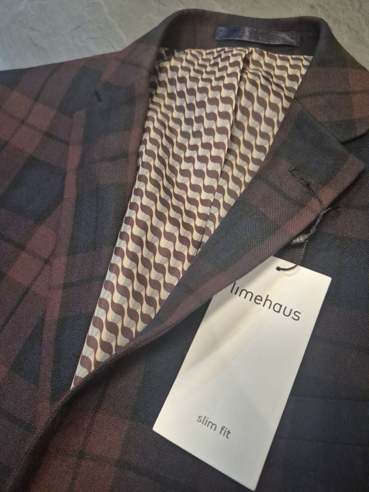 Limehaus Plum Slim Fit Check Suit Jacket, Size 38R BNWT