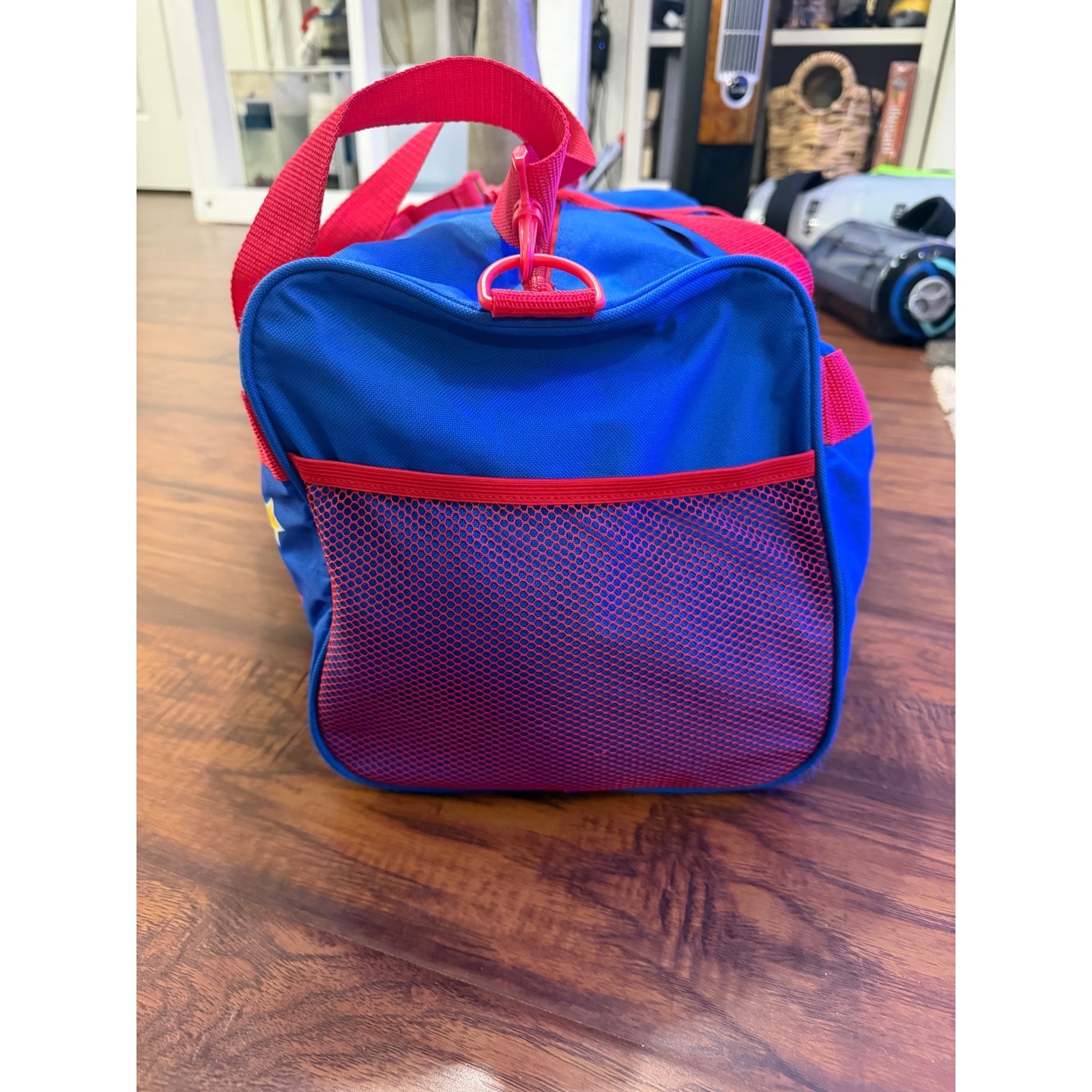 Paw Patrol Duffel Bag Kids Blue Red Excellent Graphic Travel Shoulder Strap
