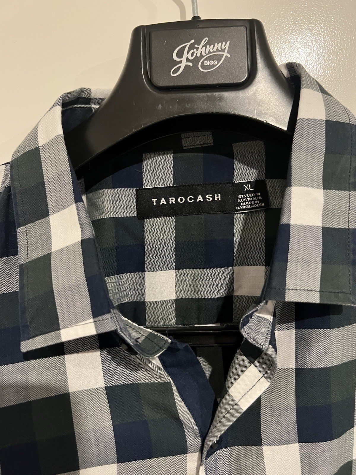 Men’s Cotton Dress Shirt XL LIKE NEW Green Blue & White Checked