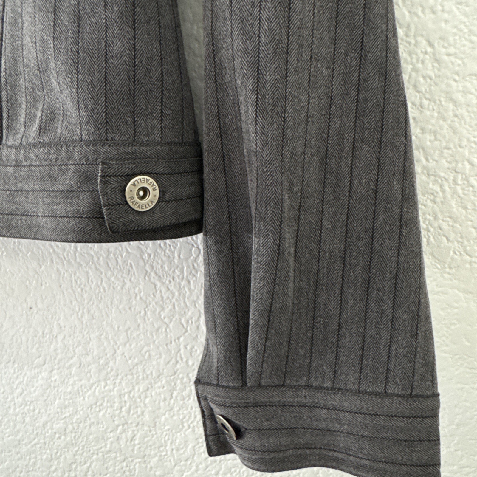 Rafaella Gray/Black Jacket Pockets Long Sleeve Size 10 Button Up Collar