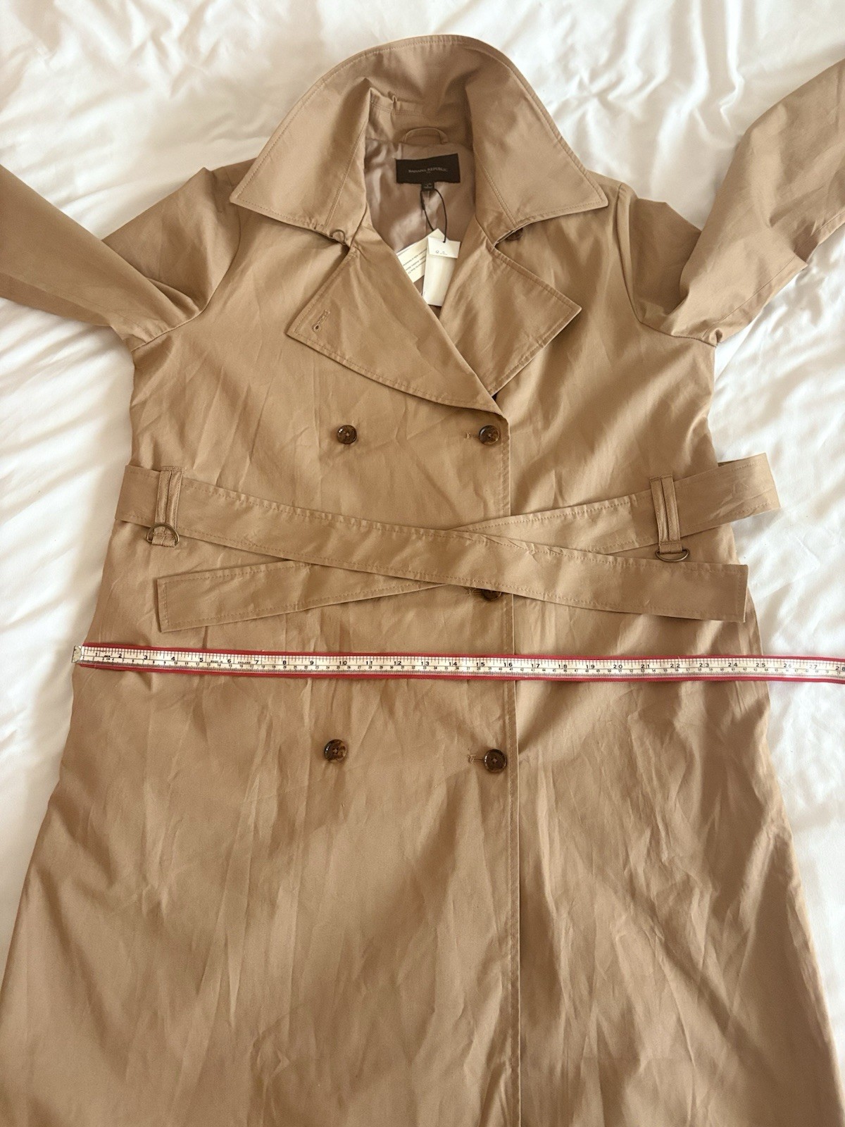 NWT BANANA REPUBLIC SIZE -LARGE PETITE- LONG TWILL TRENCH COAT IN CLASSIC CAMEL!