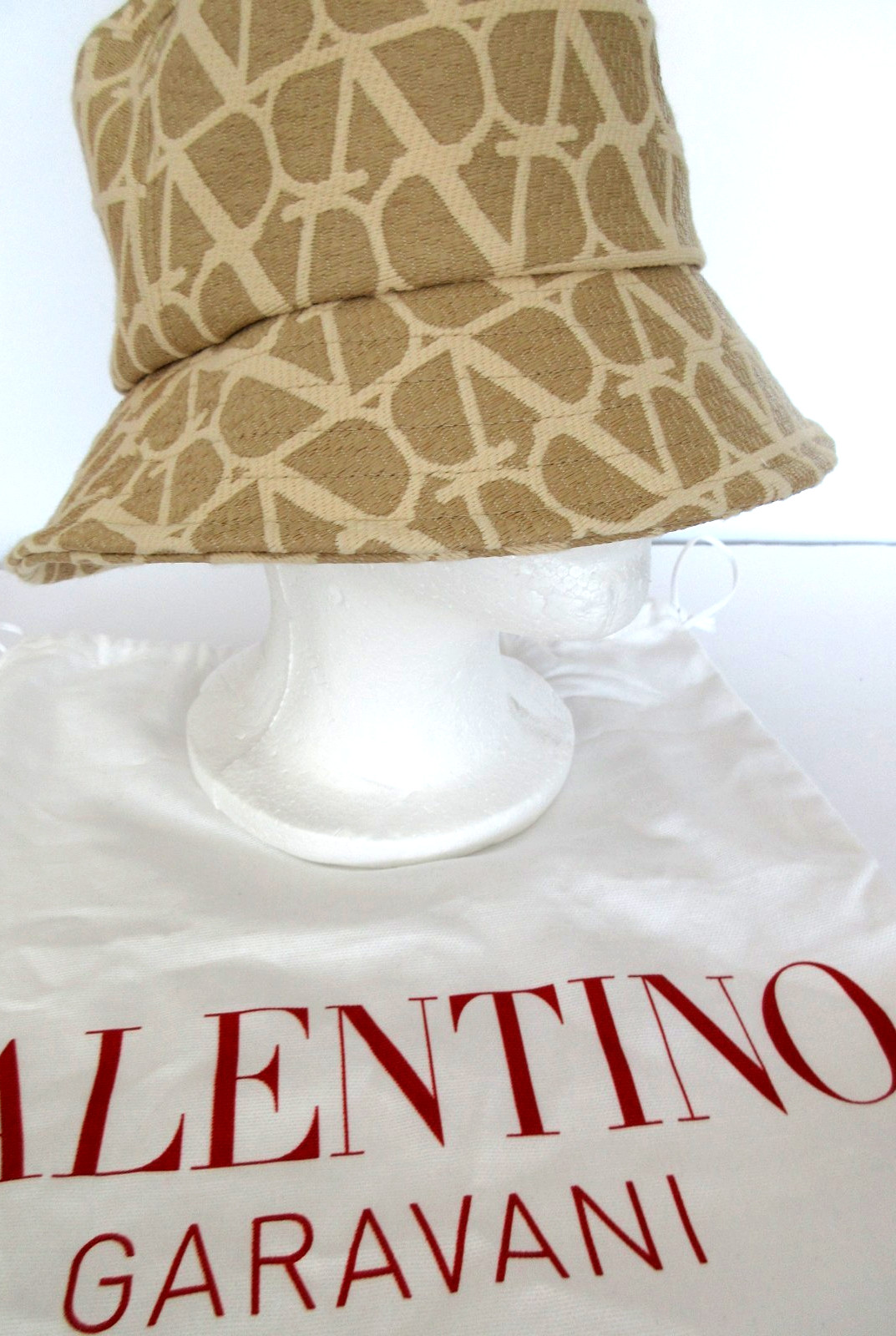 Valentino Garavani VLogo Toile Bucket Hat Color-Avorio size 56 Retail $790