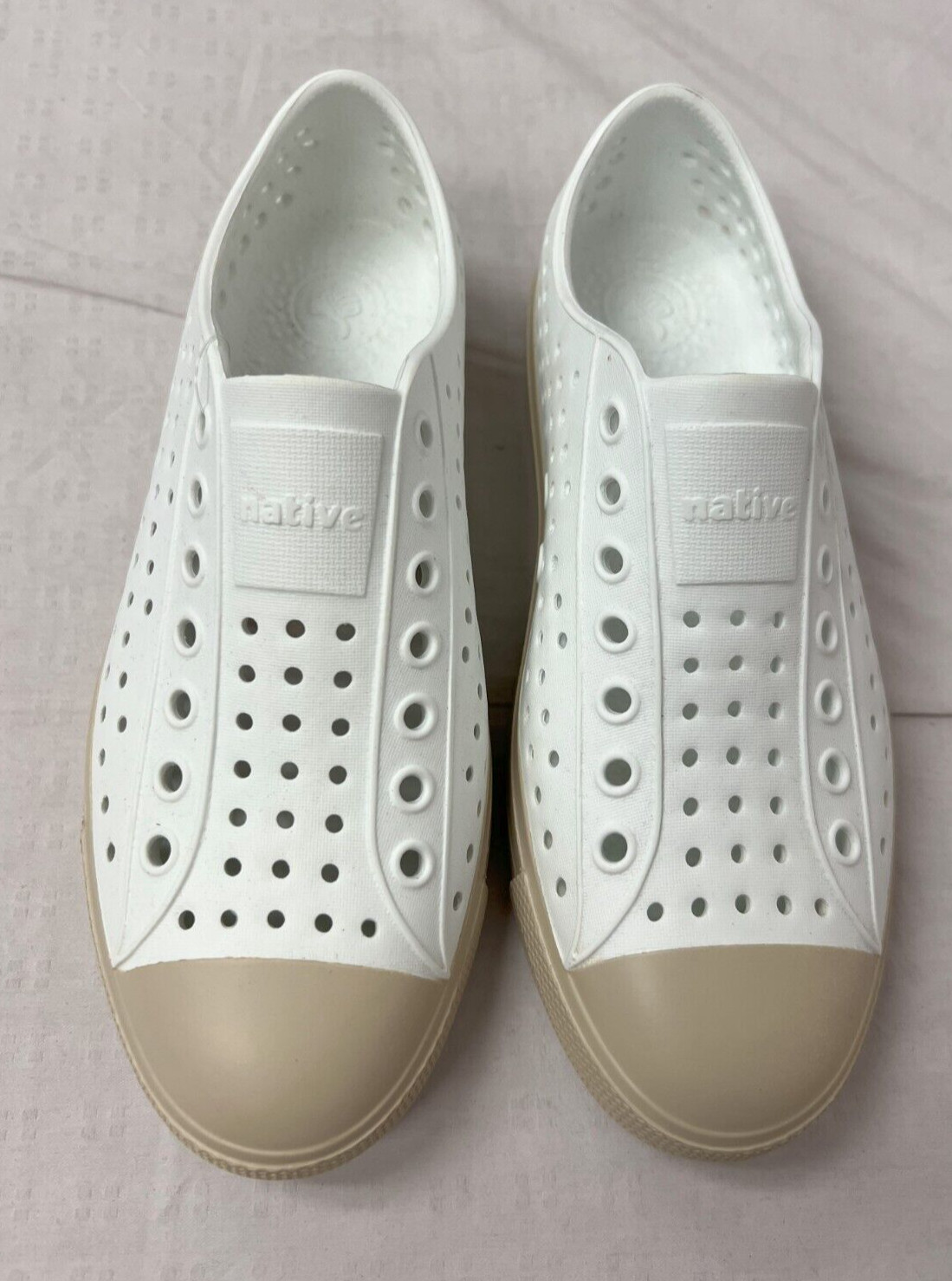 Native Adults Jefferson Slip On Sneaker/Water Shoe Shell White Men 5/Women 7 New