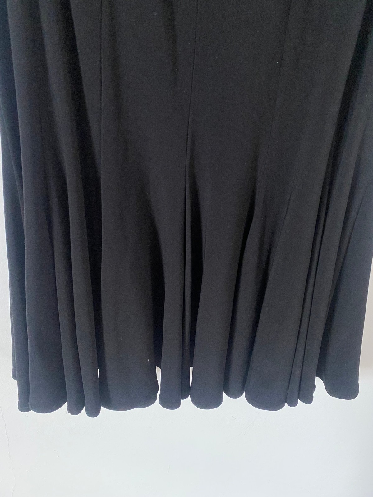 Joseph Ribkoff Skirt Size 16 Black Midi Pleated Elasticated Stretch Jersey