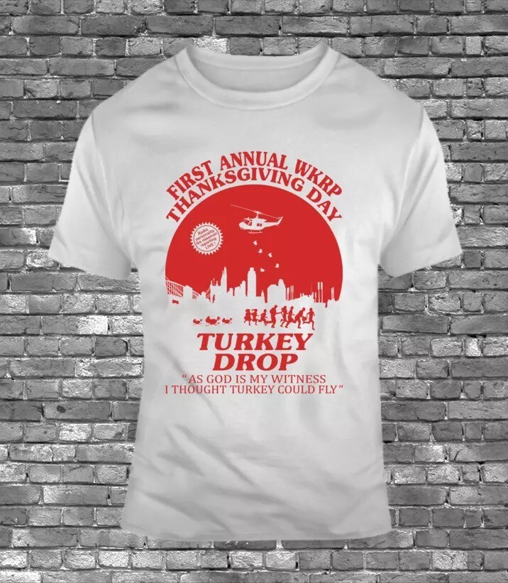 Thanksgiving Funny Gift First Annual WKRP in Cincinnati Turkey Drop Mens T-Shir