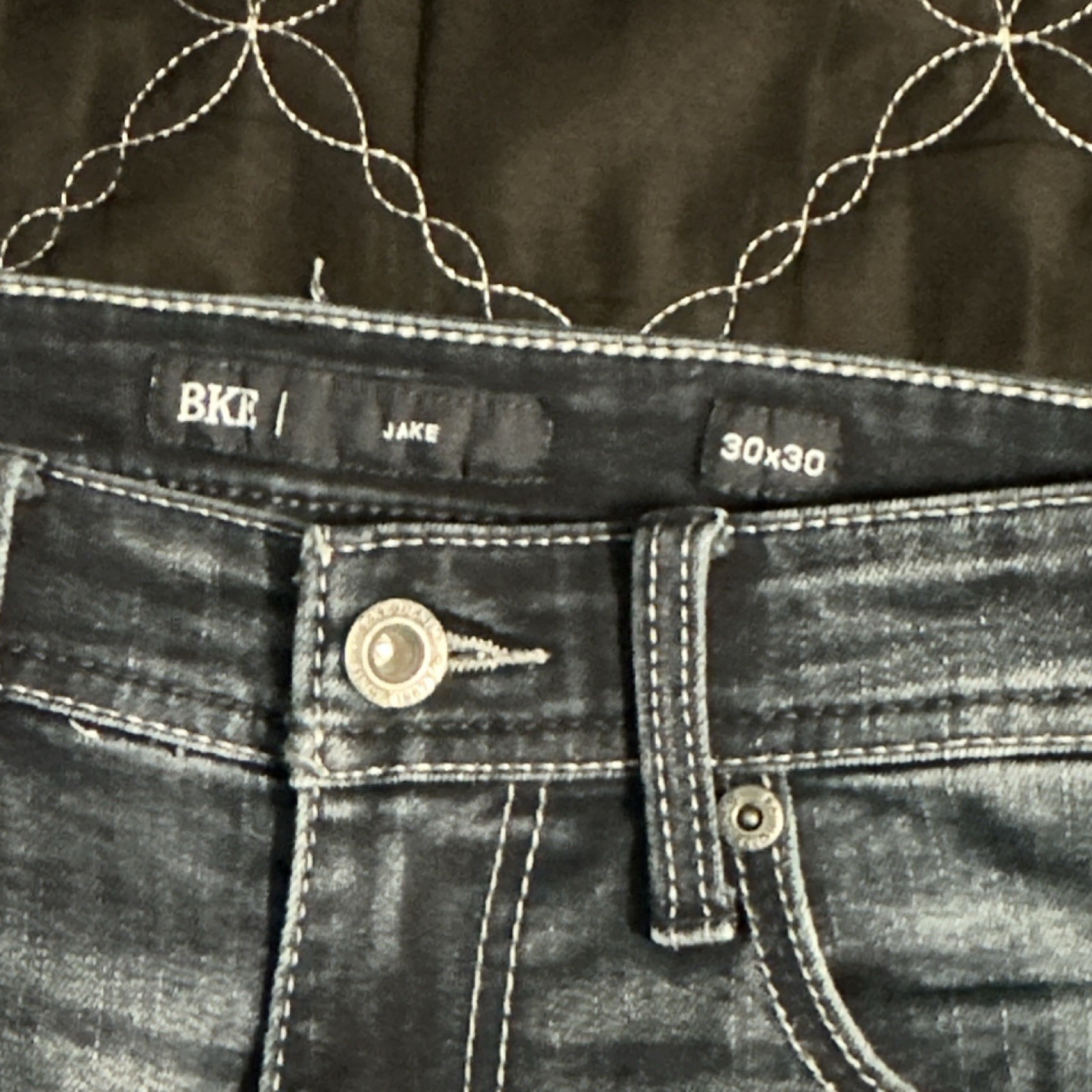 BKE Men’s Straight Jeans Blue Medium Wash Denim Button 5-Pocket Regular Fit